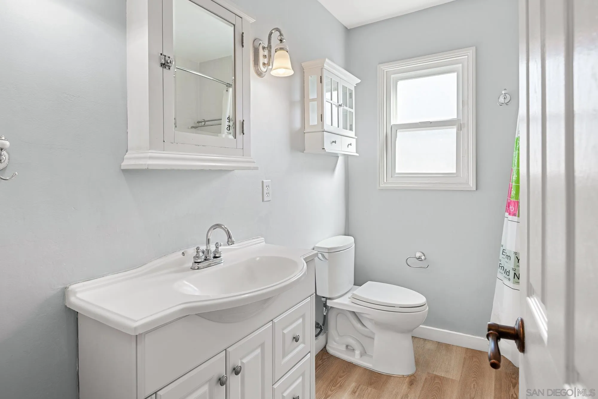 https://cdn.realtyfeed.com/cdn/127/260018656/fefdf14101ff33e1de405bc10c1d72fd.webp