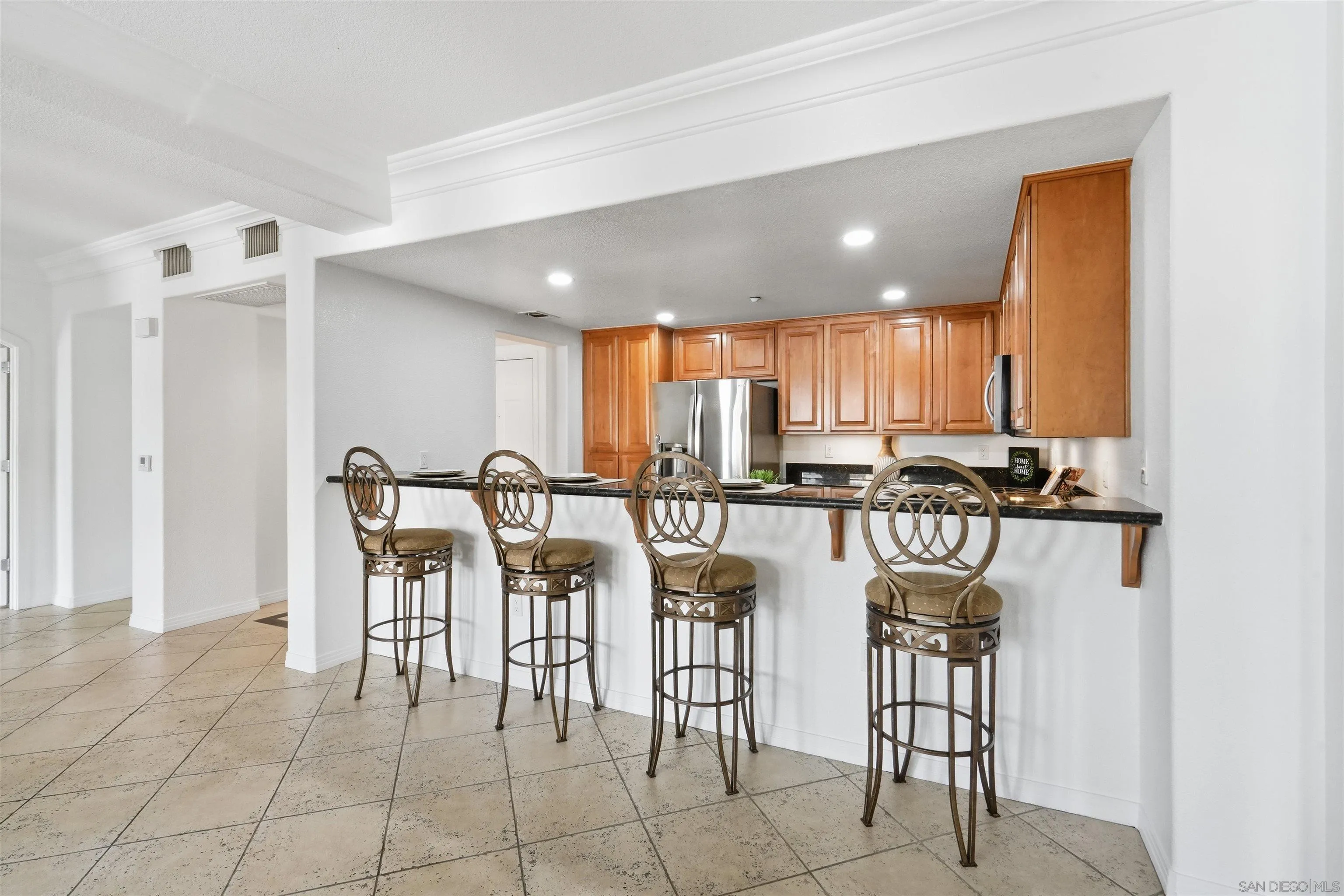 https://cdn.realtyfeed.com/cdn/127/260018659/0c16baa8e6b1ce2c2ac3f62b8823565c.webp