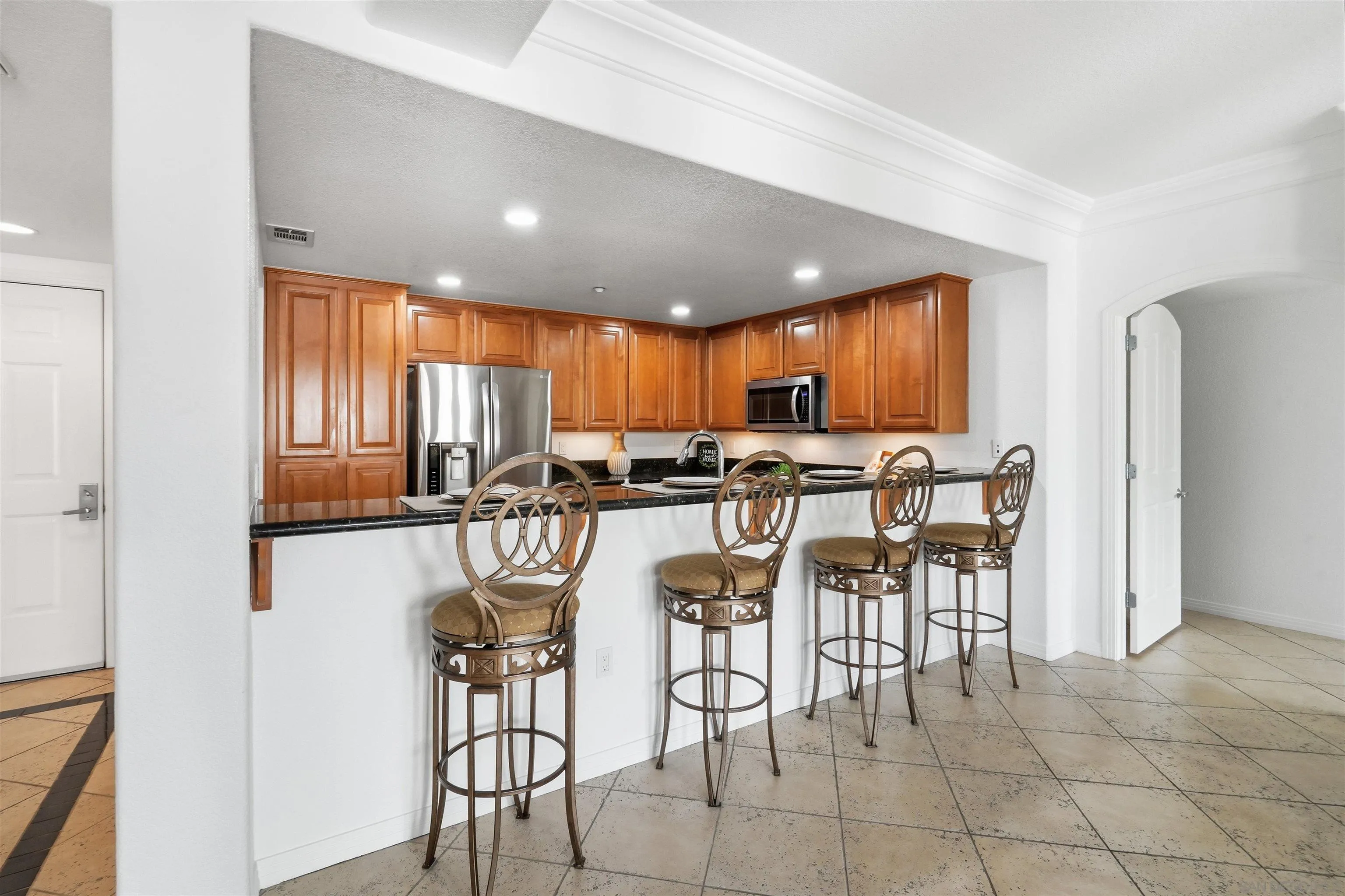 https://cdn.realtyfeed.com/cdn/127/260018659/1c49f35e15a00100a7d690d61672fad3.webp