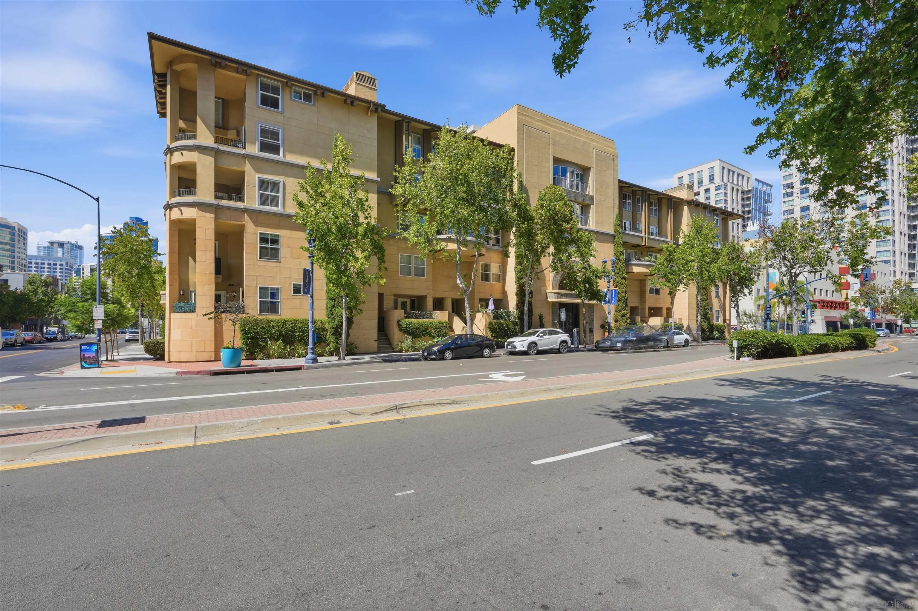 https://cdn.realtyfeed.com/cdn/127/260018659/853664030341fa149f97fca516dc6245.webp