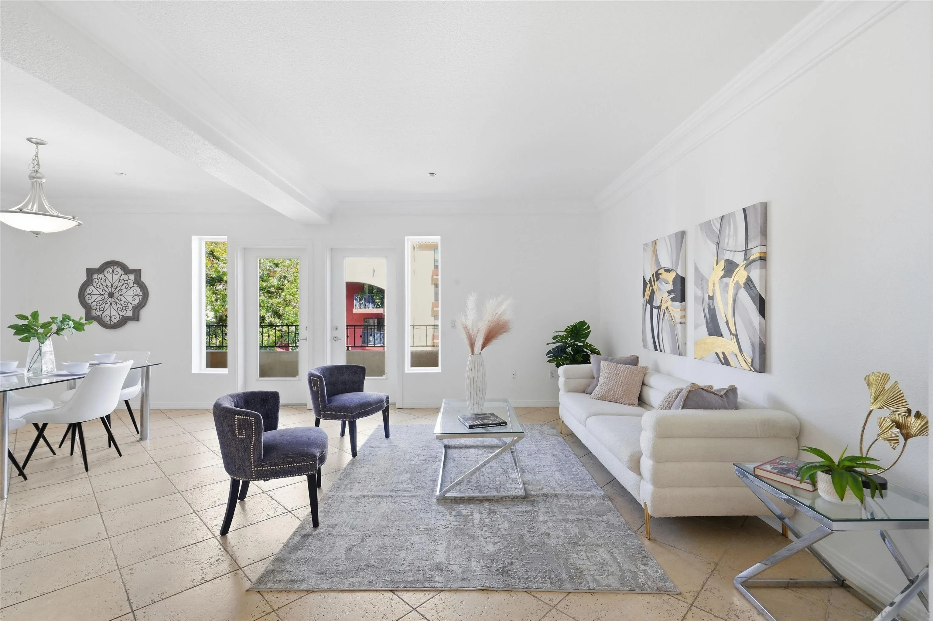 https://cdn.realtyfeed.com/cdn/127/260018659/ecc4b0037c2f085bb0bf98a9e751b831.webp