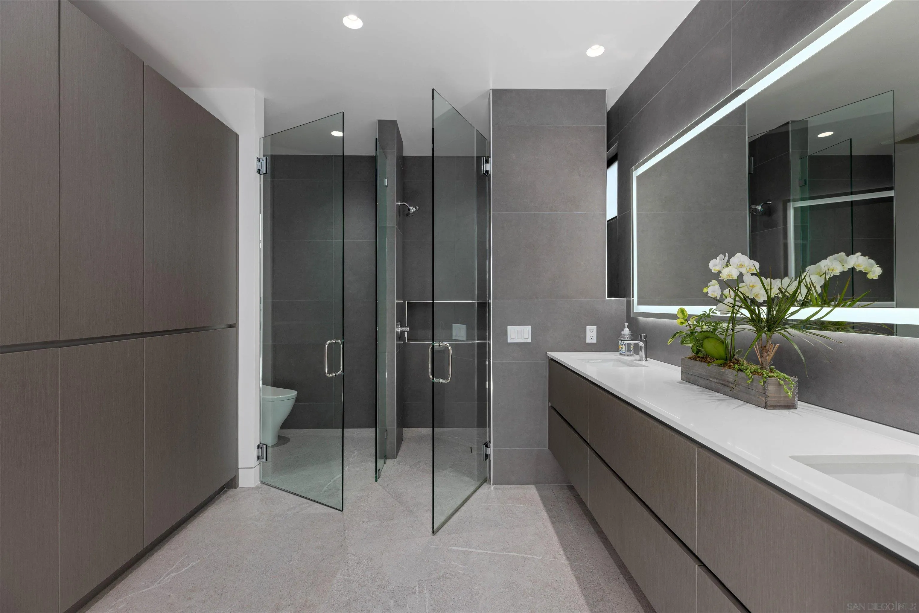 https://cdn.realtyfeed.com/cdn/127/260018661/a44fb48526721f920c6254a3f7c9000d.webp
