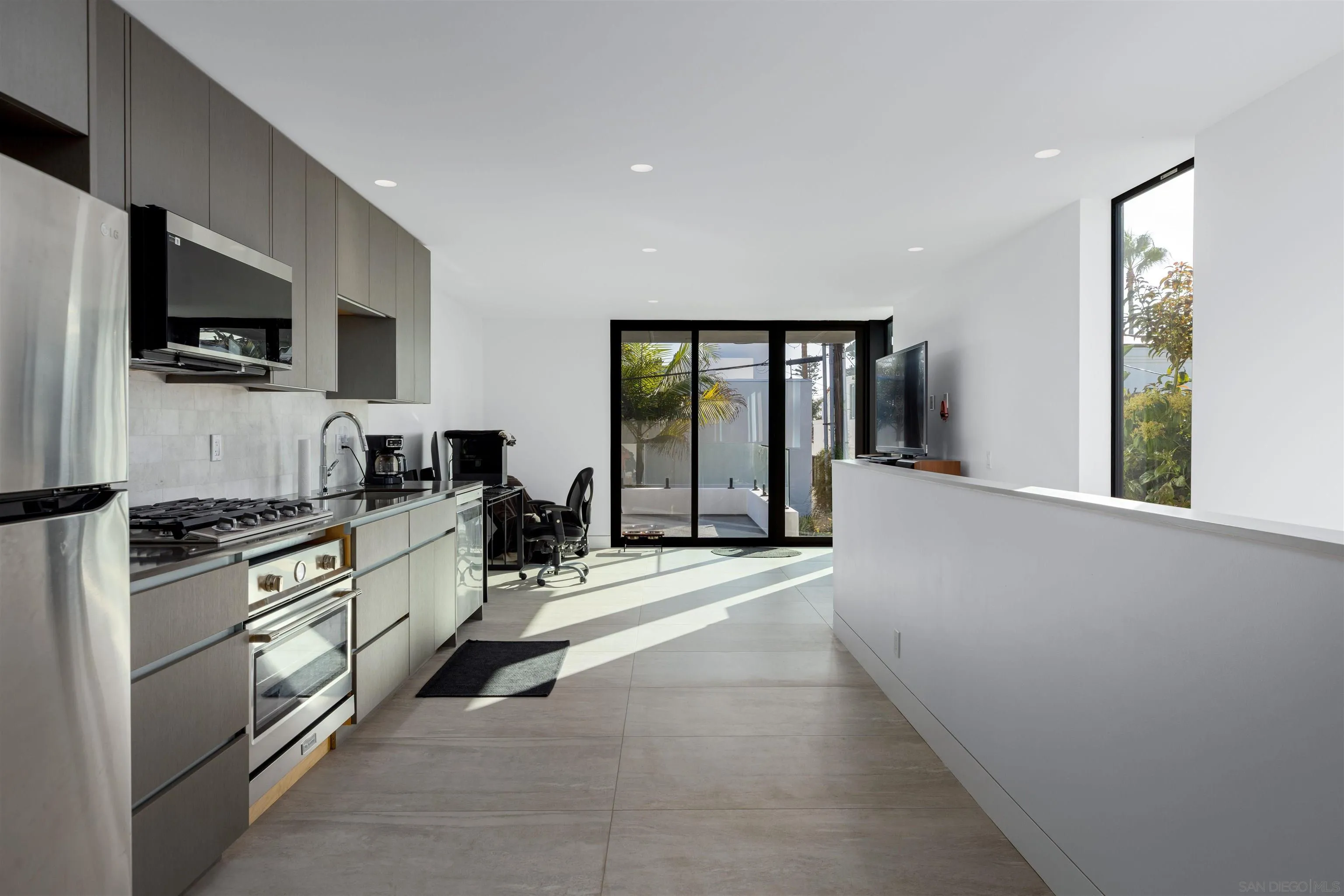 https://cdn.realtyfeed.com/cdn/127/260018661/e45e8bc10471ed1701a77d6fabfad9f3.webp