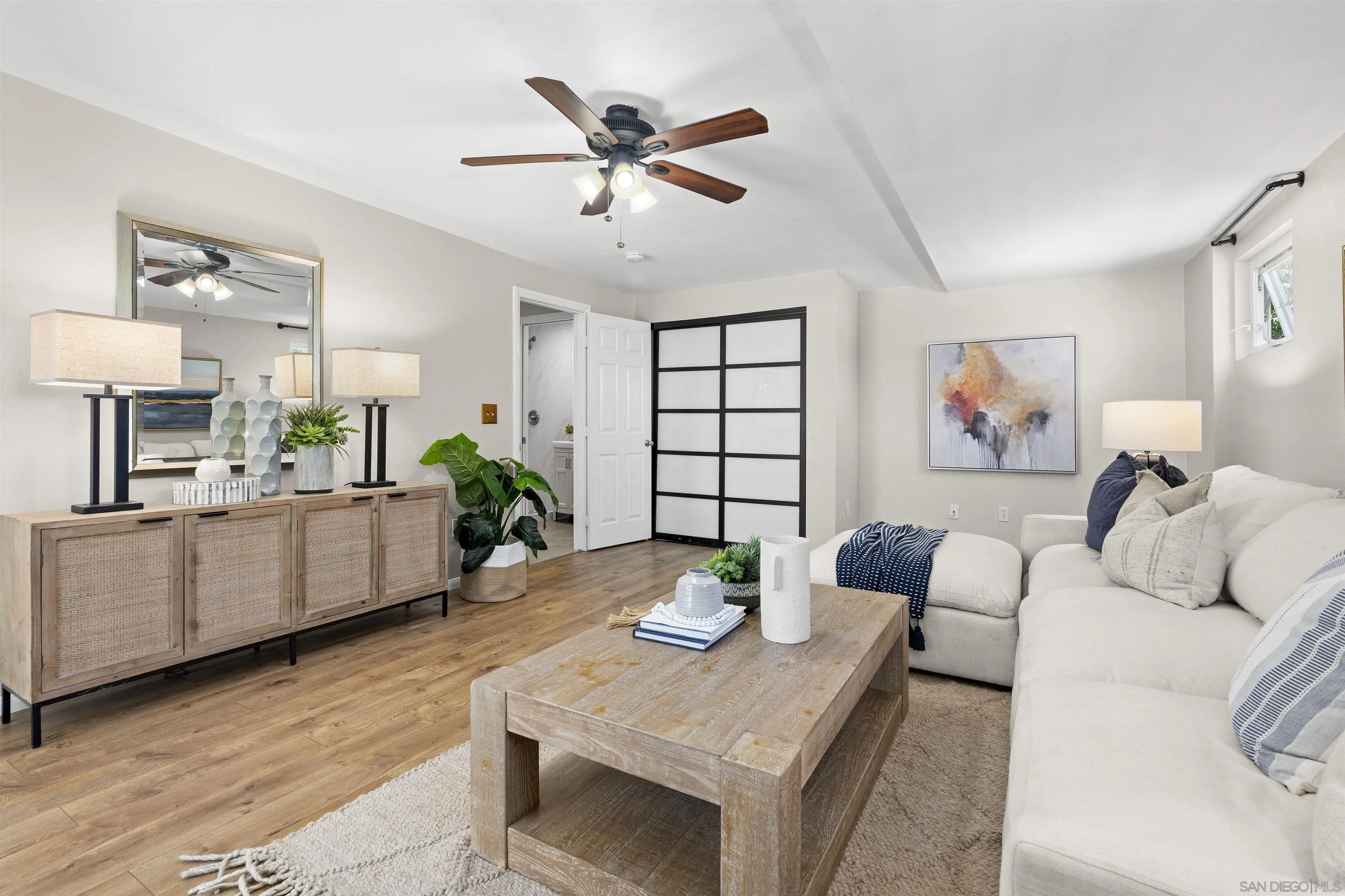 https://cdn.realtyfeed.com/cdn/127/260018662/7d1eb698dafbb2c03f2b85af74bf9198.webp