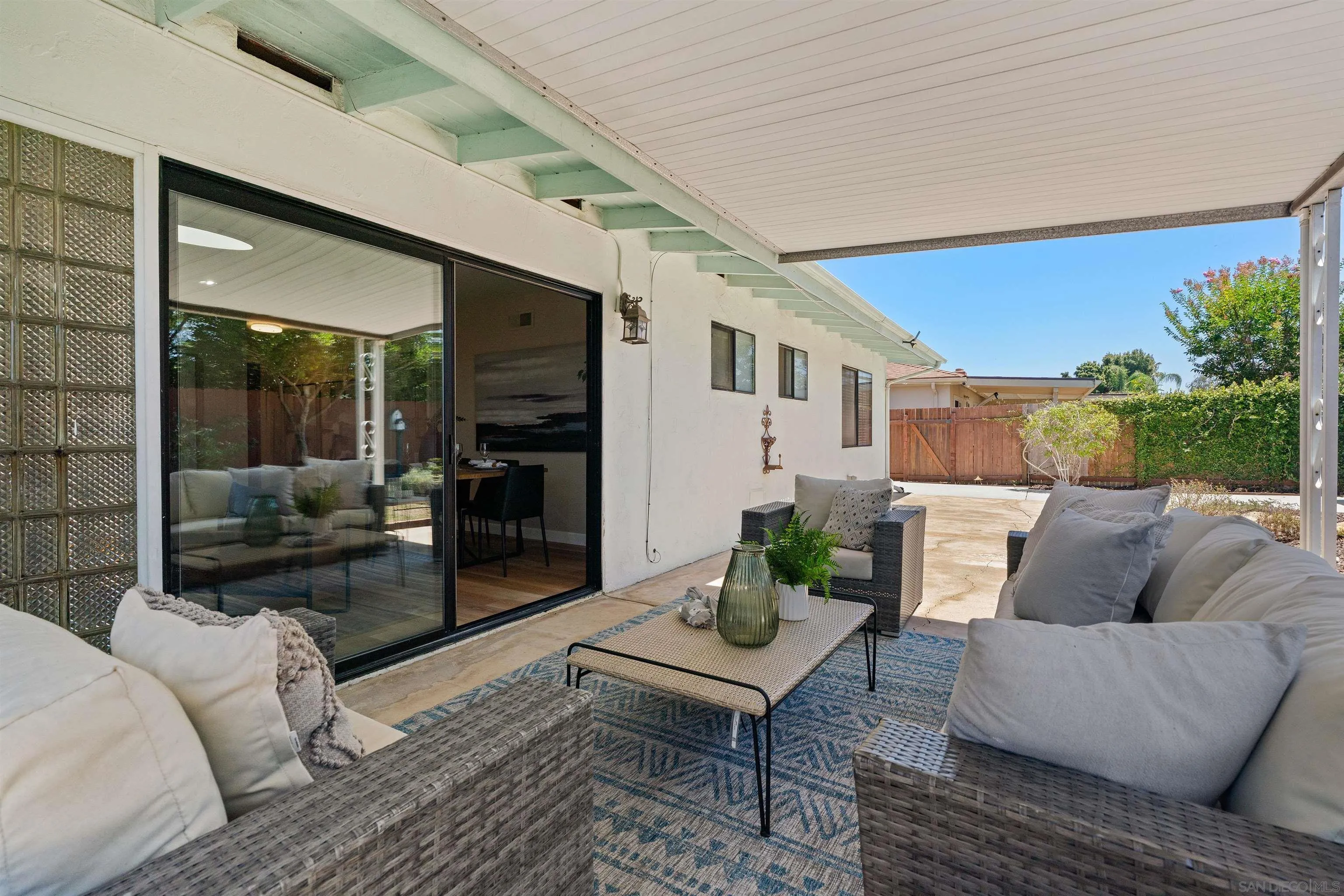 https://cdn.realtyfeed.com/cdn/127/260018662/b8061f620929dceb4dc38b538e2dee32.webp