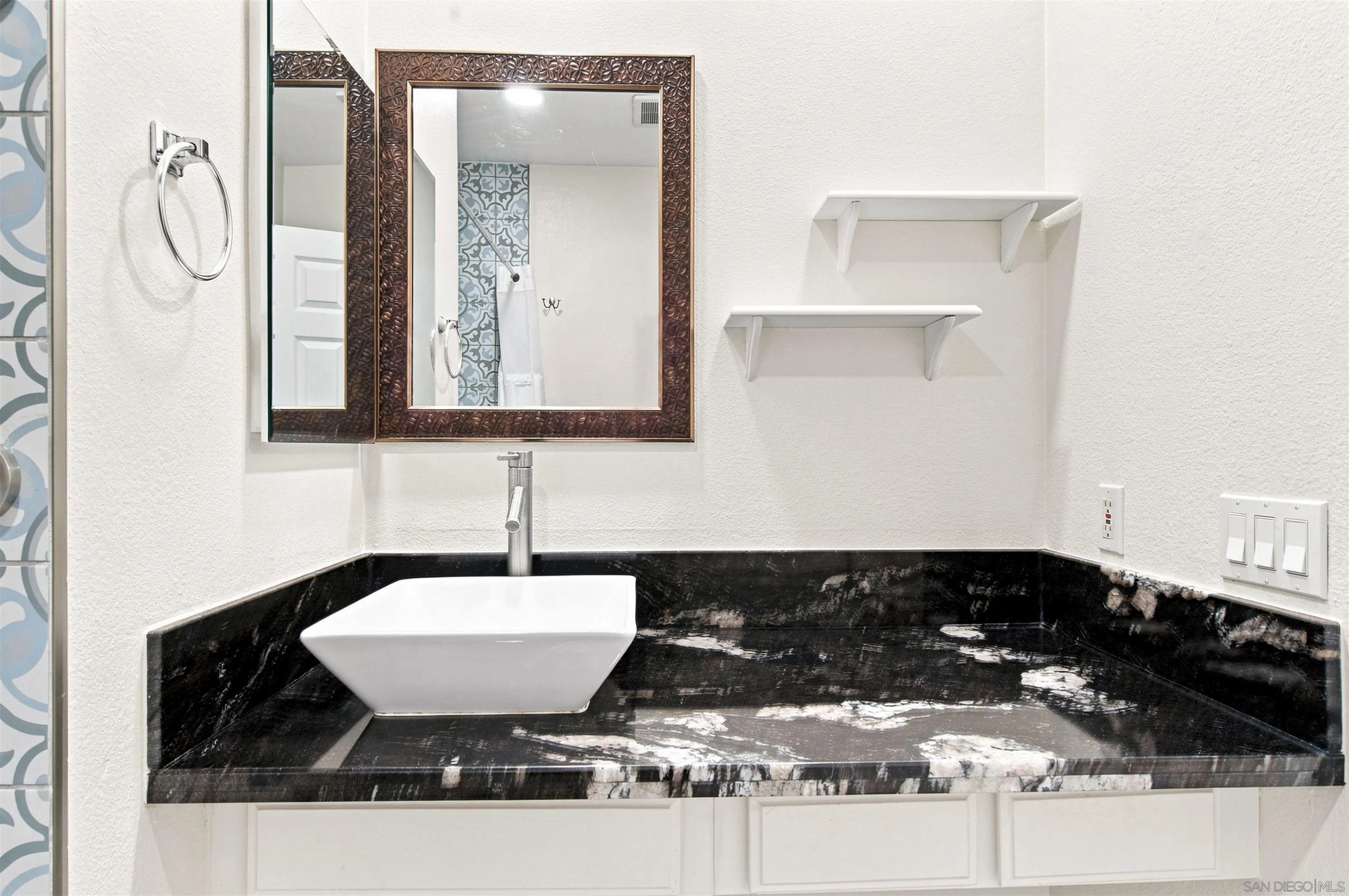 Photo #15: 260018664 Listing: Photo #15