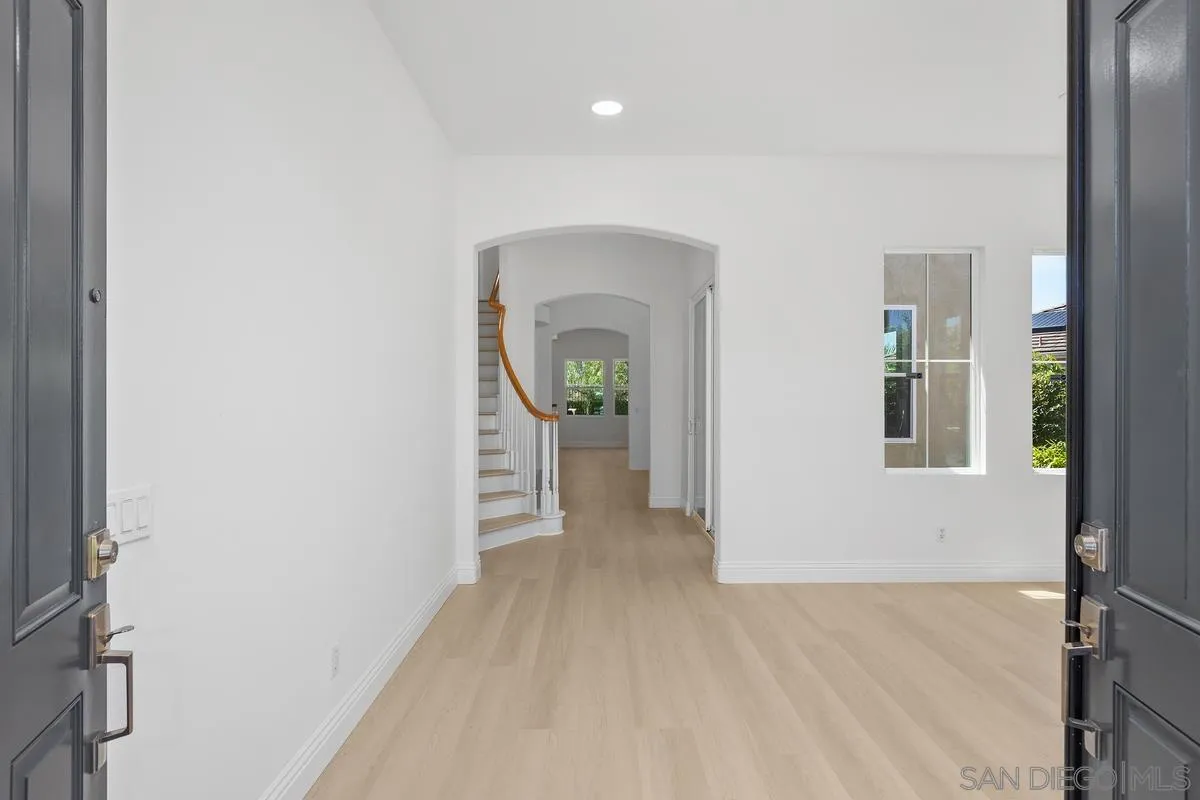 11586 Swan Lake Dr, San Diego, CA 92131 - Photo 4 of 42, San Diego, CA