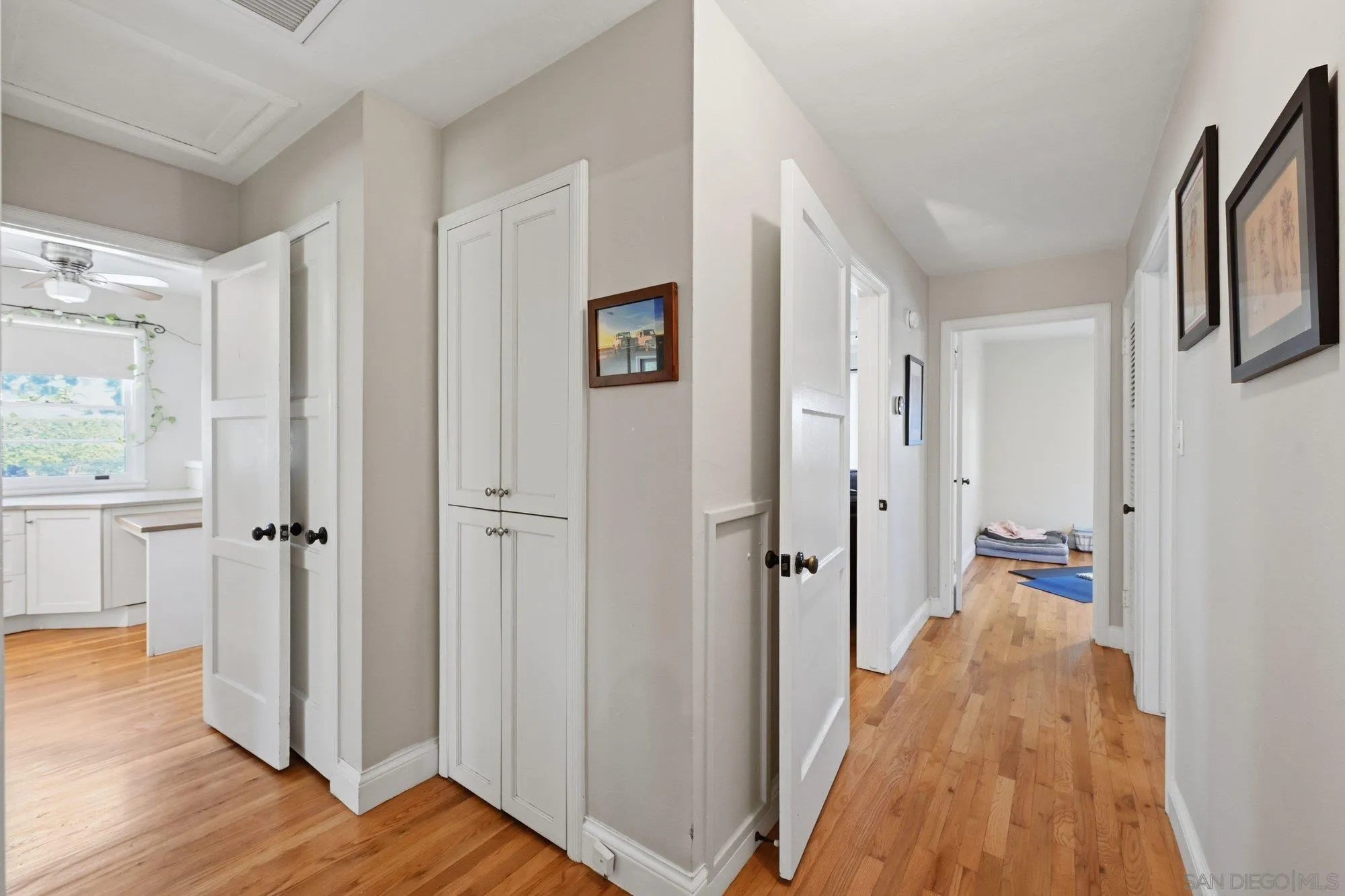 https://cdn.realtyfeed.com/cdn/127/260018672/04c05c70cab2852a14e522ee9f9b5904.webp