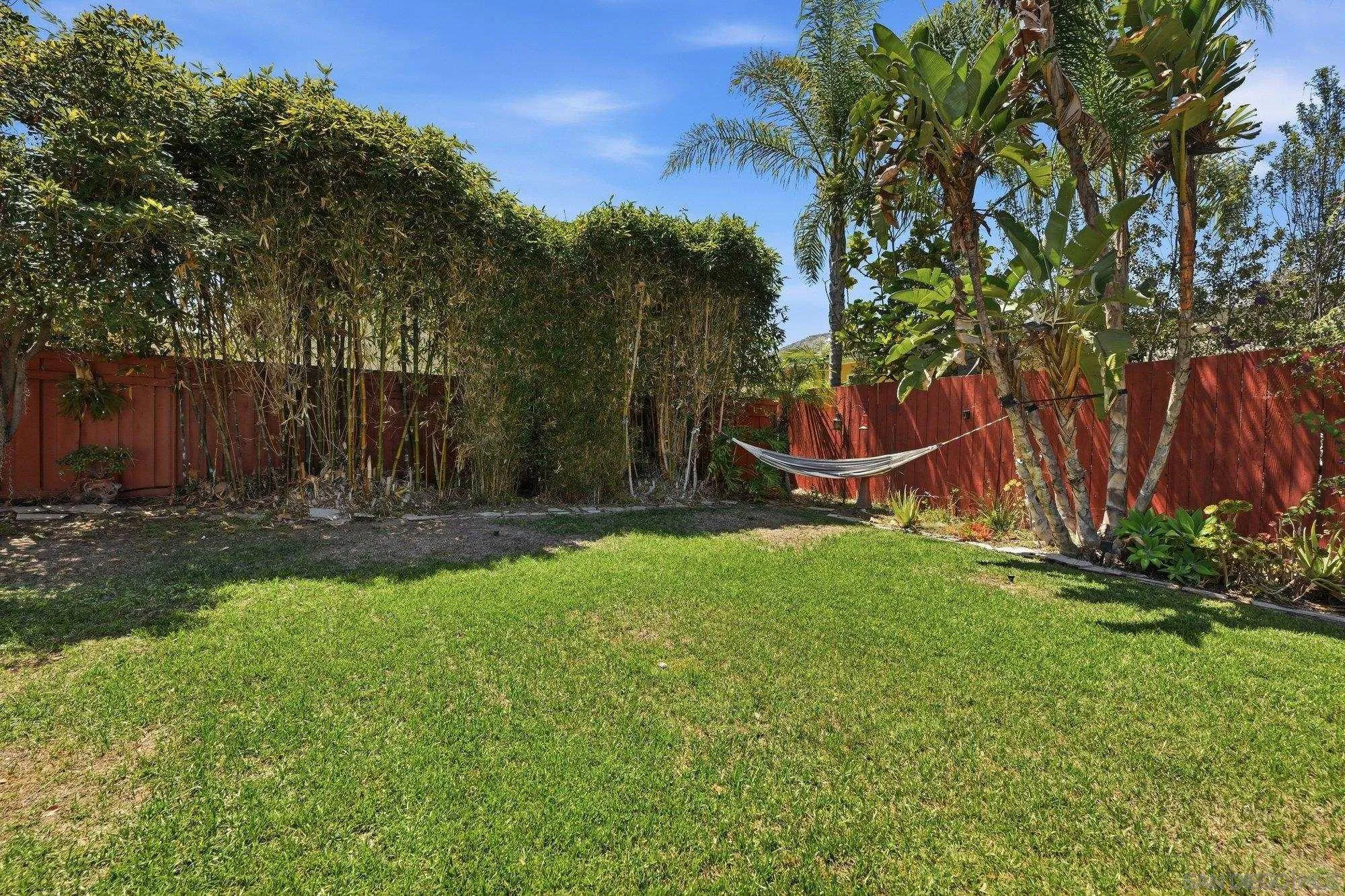 https://cdn.realtyfeed.com/cdn/127/260018672/53f2fb8f58282ebd2f43c4e6cfdc2752.webp