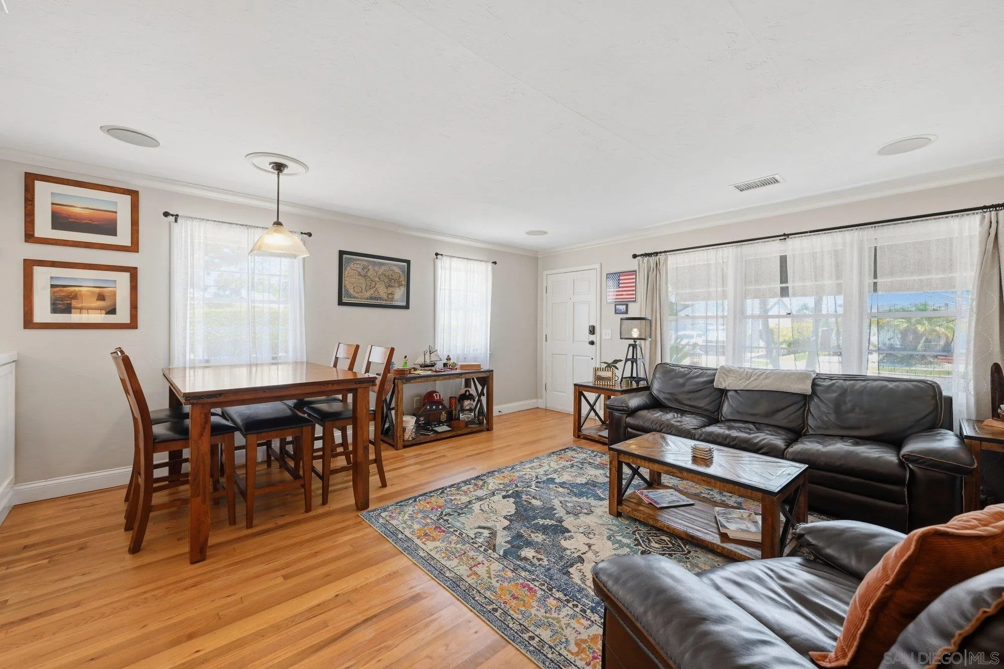 https://cdn.realtyfeed.com/cdn/127/260018672/81560e8dfd2e112ea43c965c97dc4b97.webp