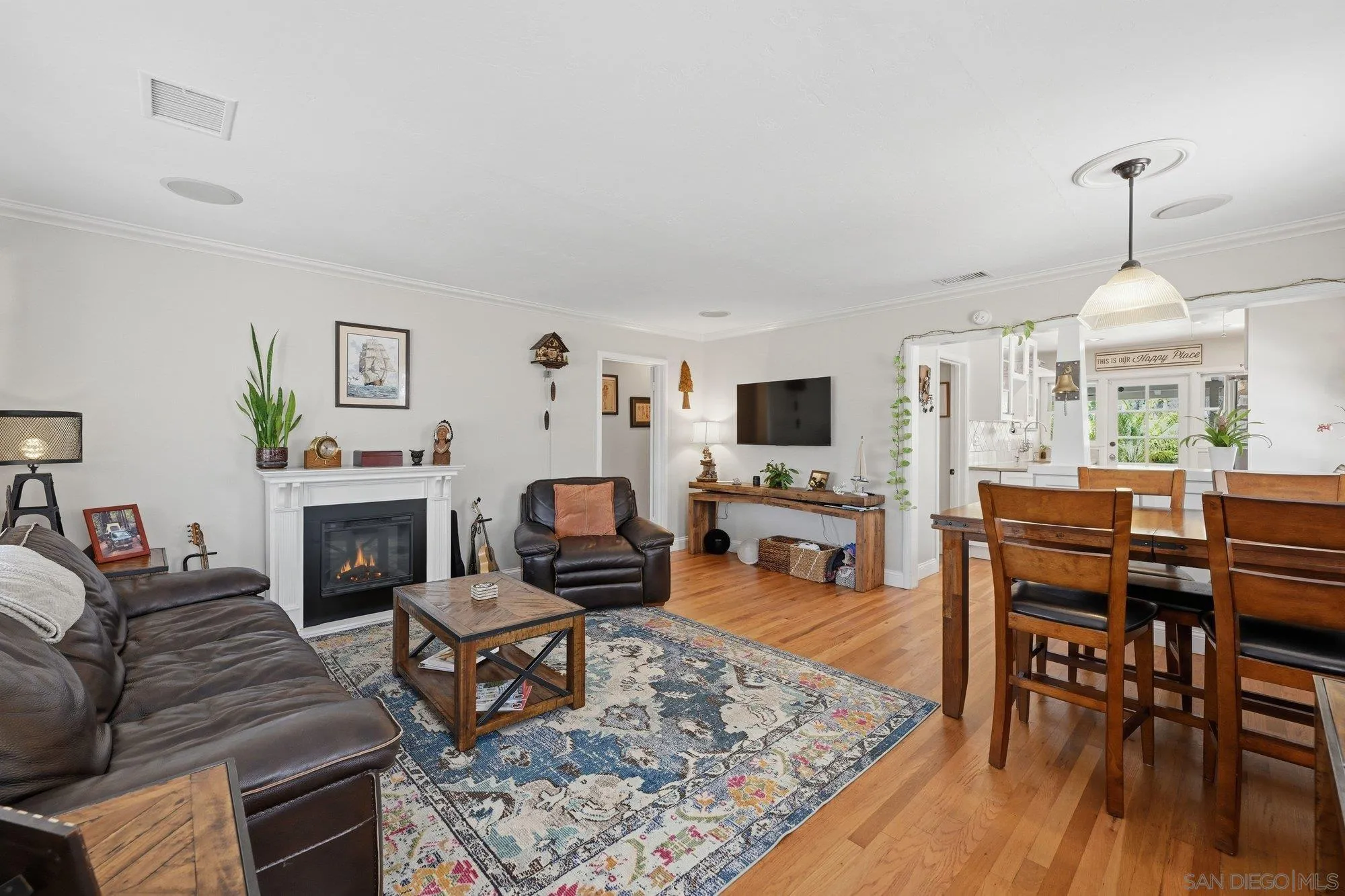 https://cdn.realtyfeed.com/cdn/127/260018672/823e6d10ea57823c9e4b9eca110f6355.webp