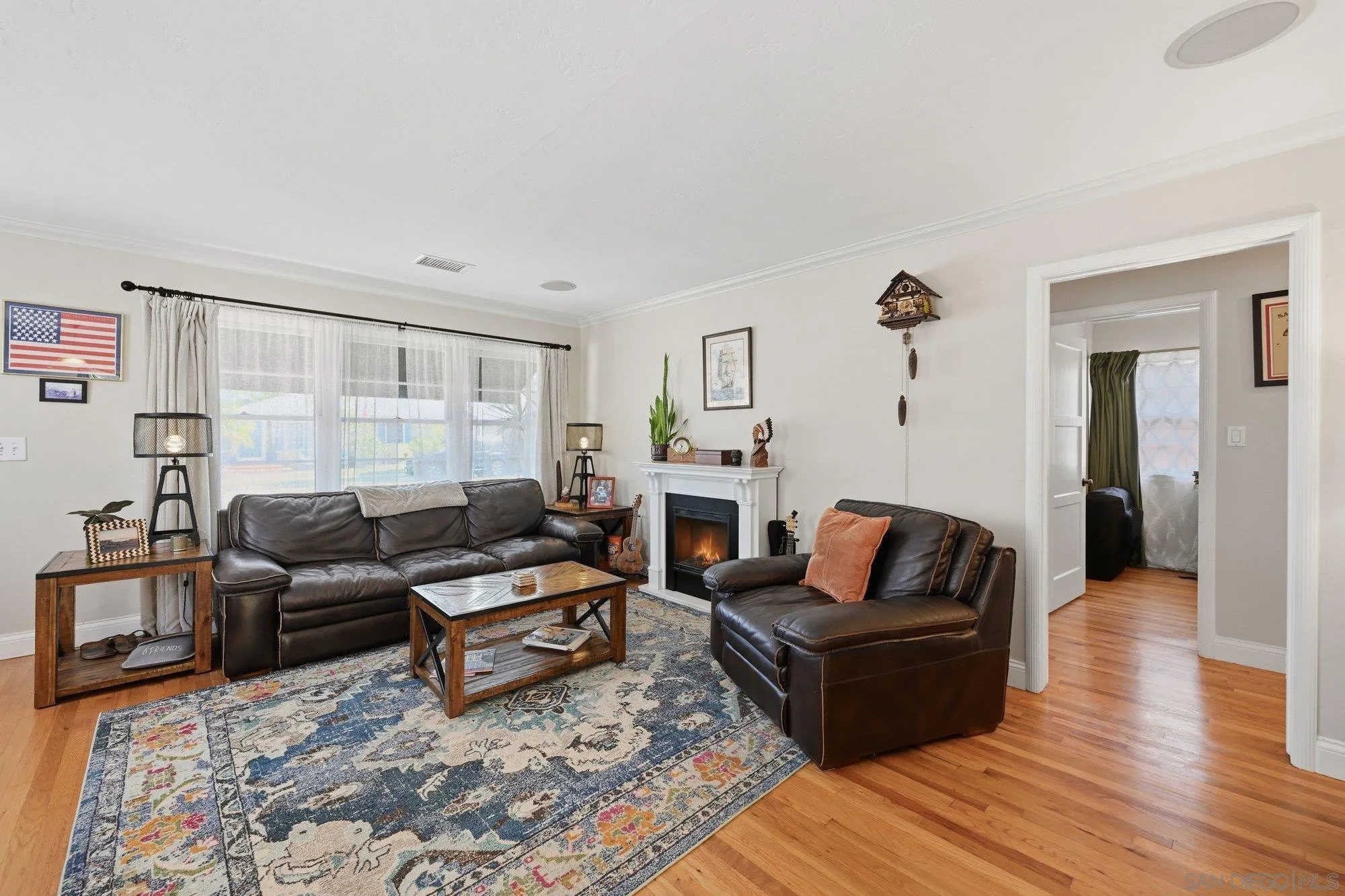 https://cdn.realtyfeed.com/cdn/127/260018672/c7fa871188f350bcd1676efc750aed21.webp