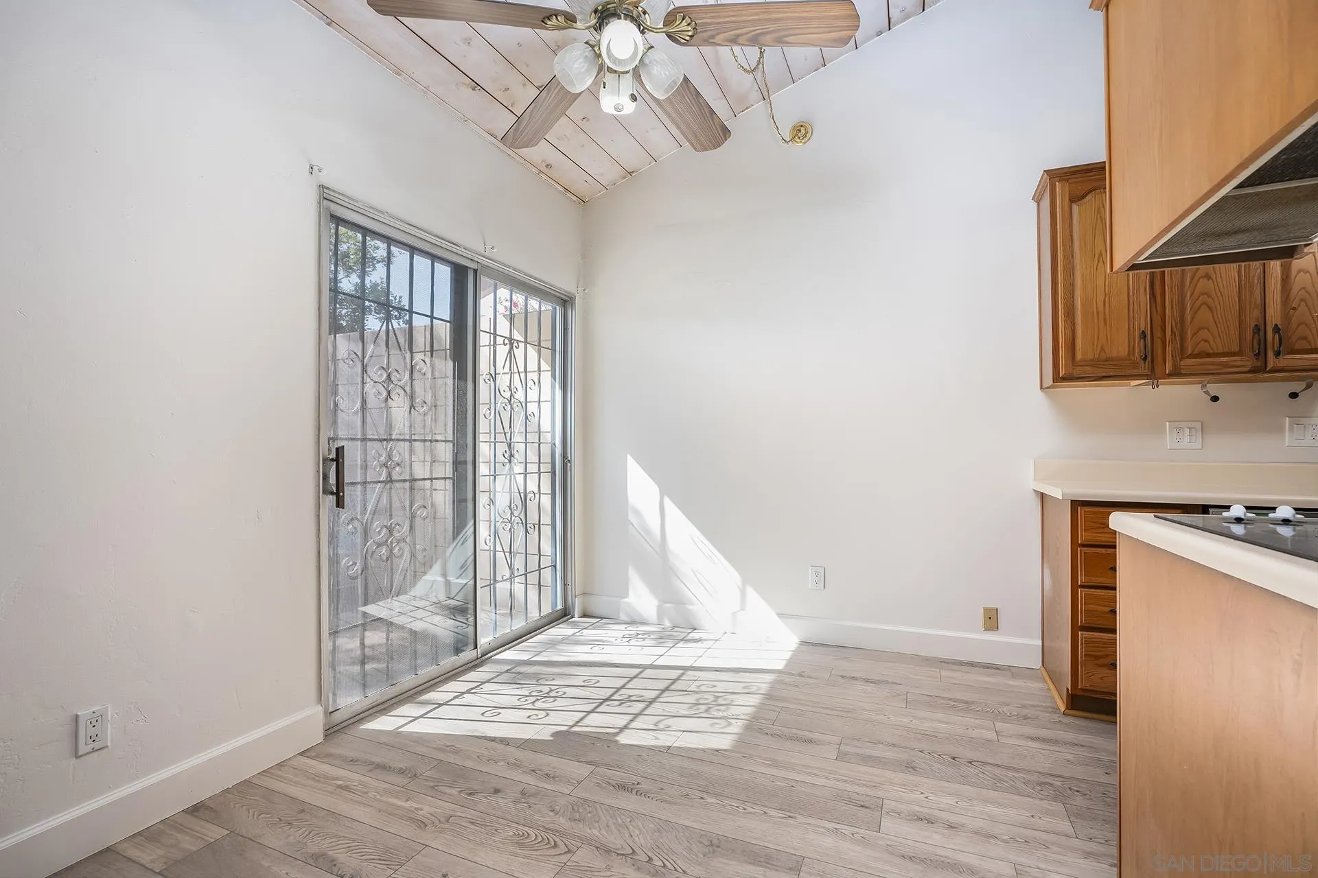 https://cdn.realtyfeed.com/cdn/127/260018678/91d571038ed935df2964c7dd5deb4441.webp
