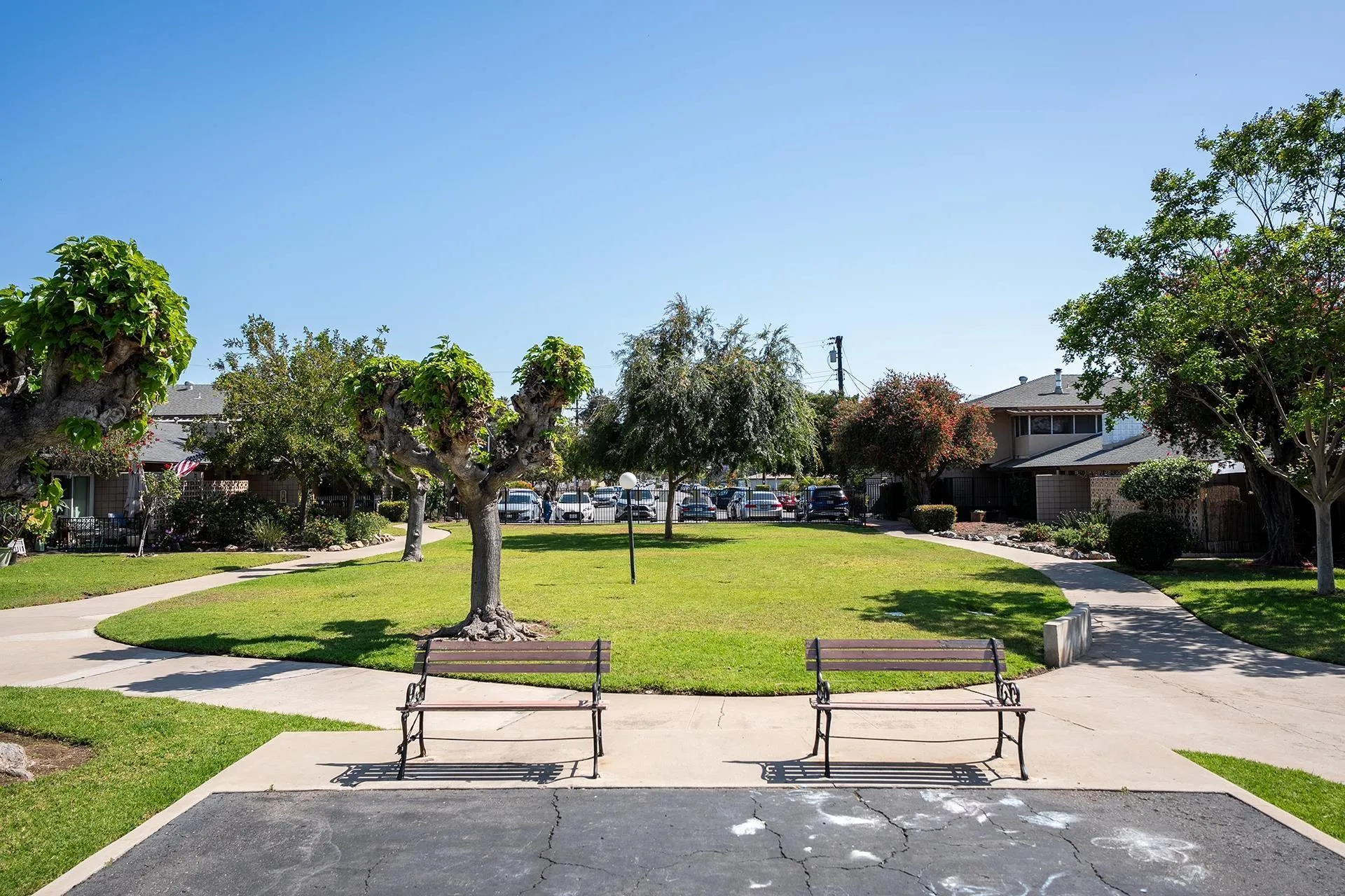 https://cdn.realtyfeed.com/cdn/127/260018678/d46aef2b9b16765518e5a61b6e0edf30.webp