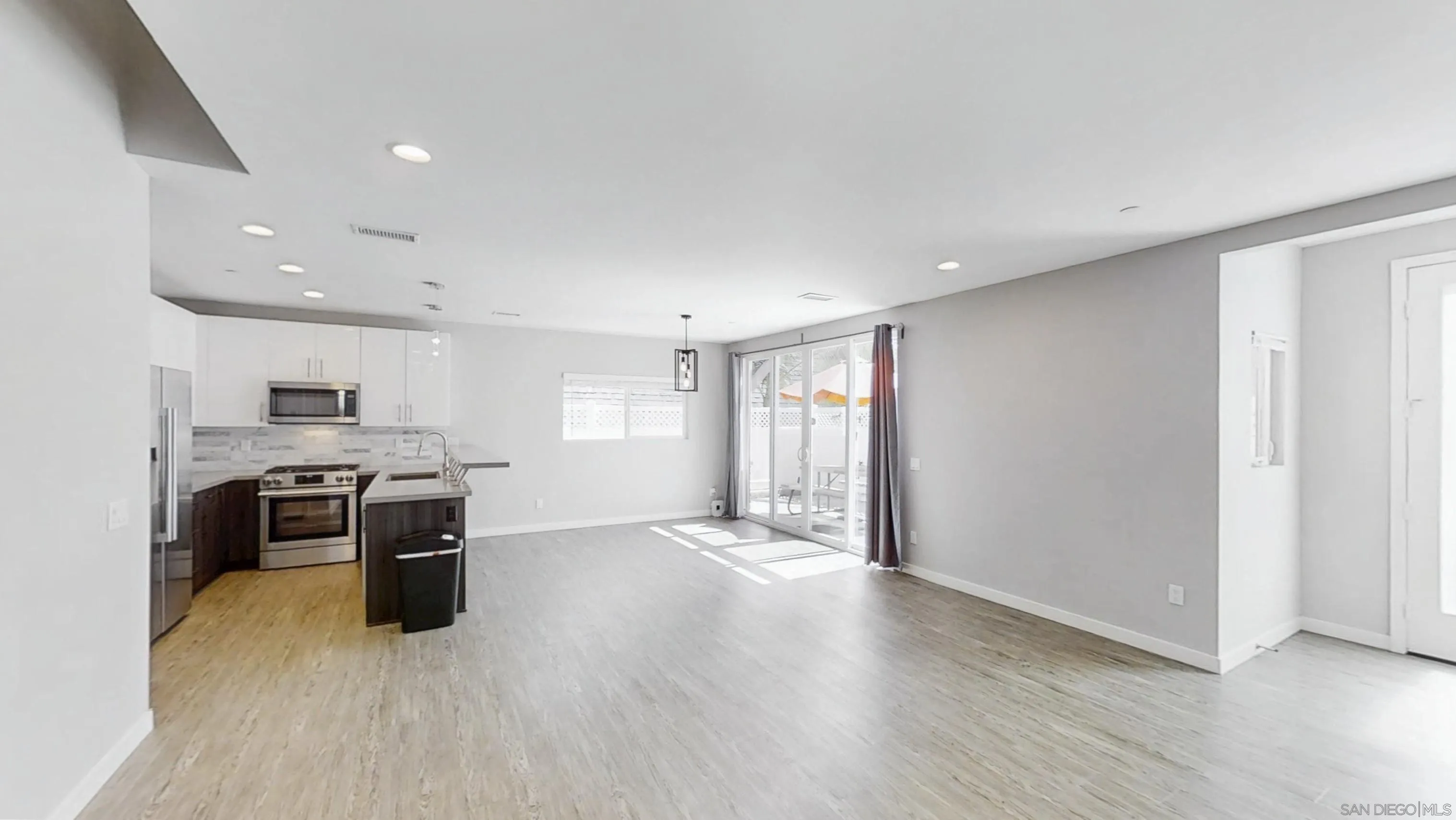 Photo #19: 260018680 Listing: Photo #19