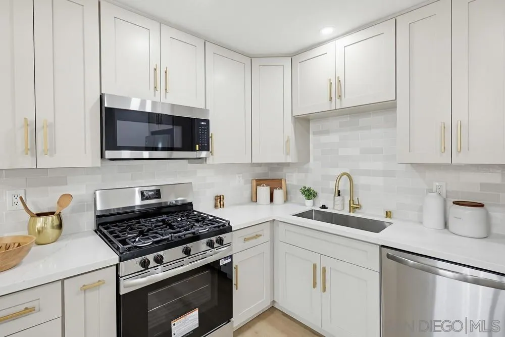 Photo #10: 260018686 Listing: Photo #10