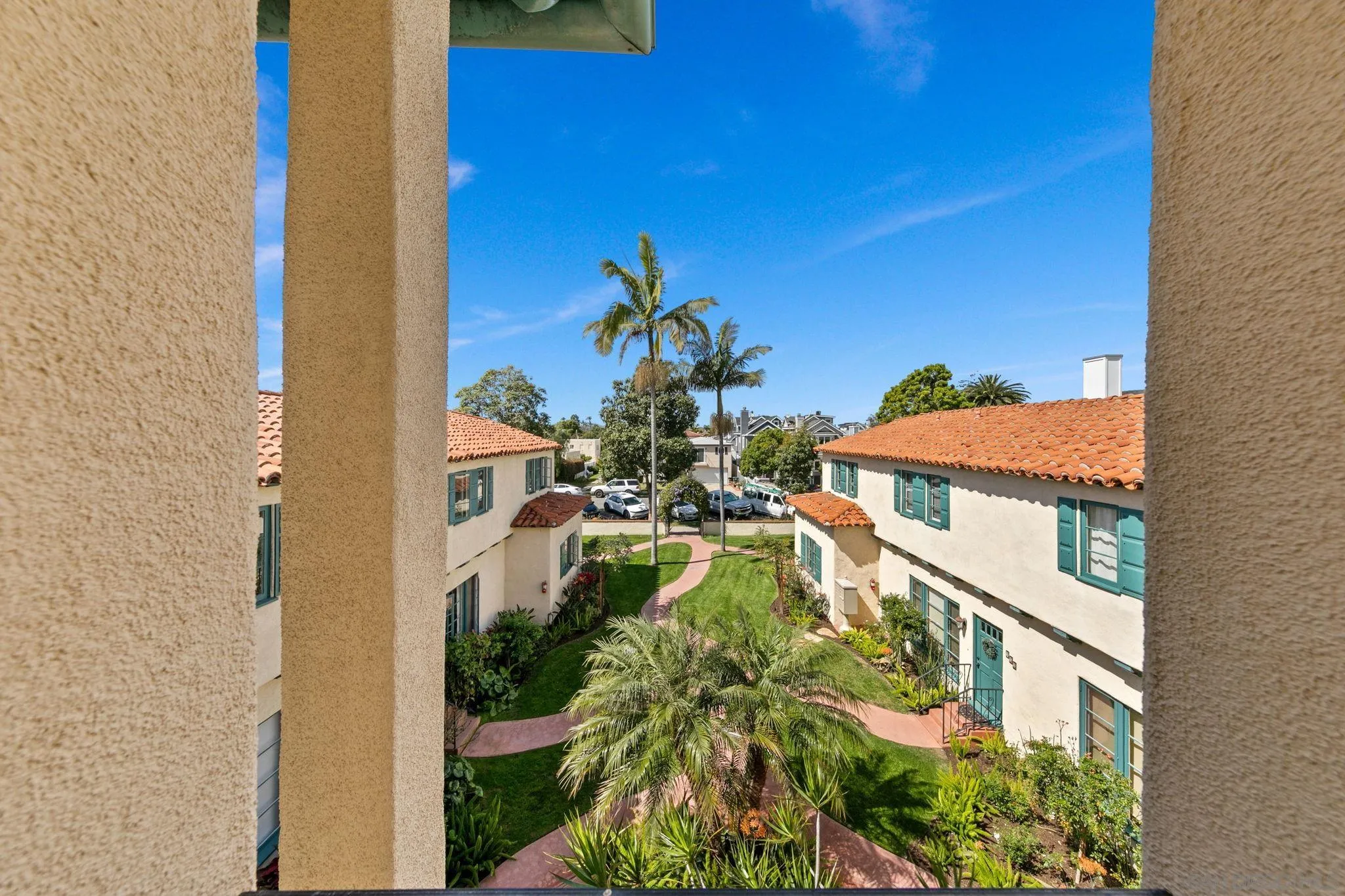 763 G Ave