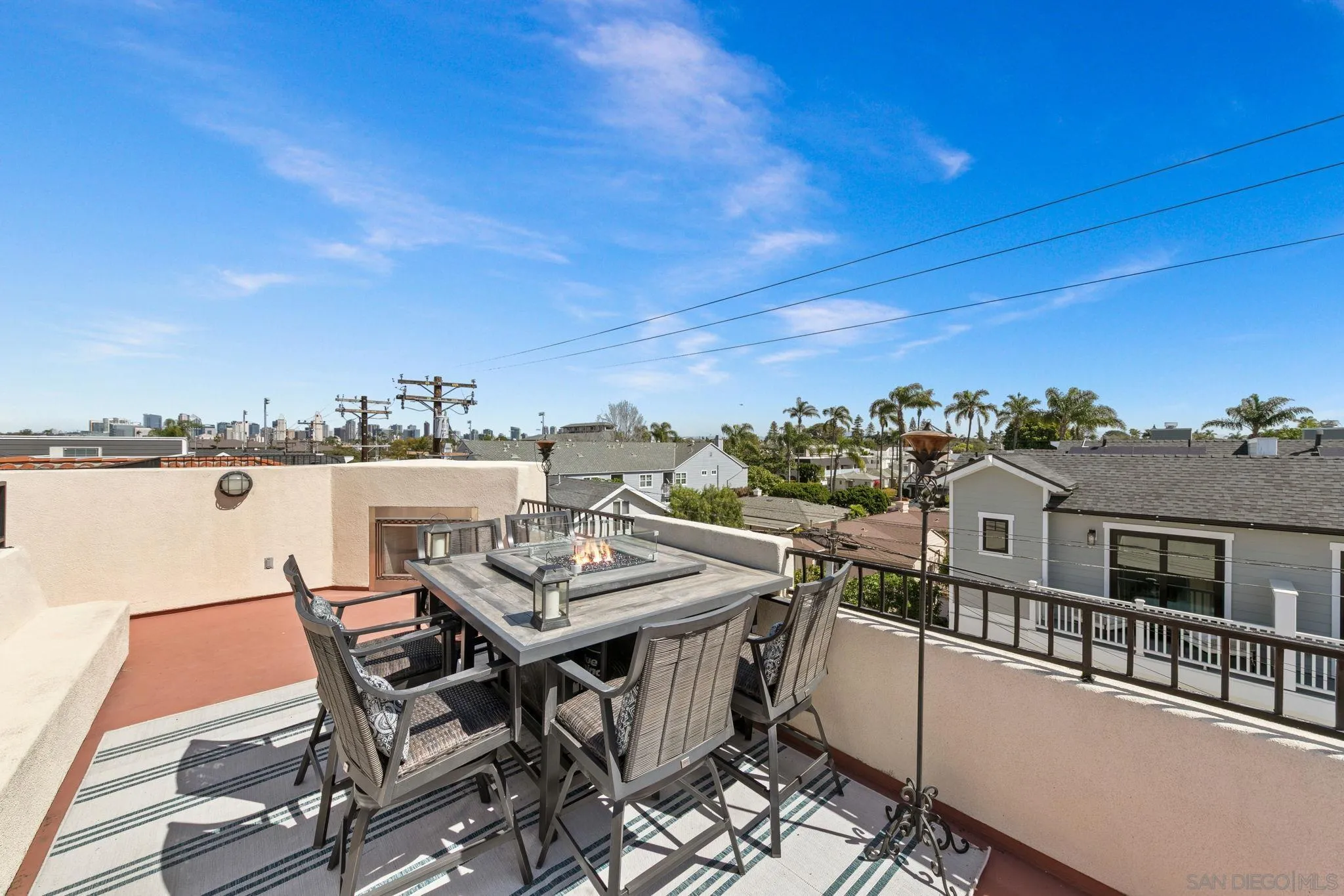 763 G Ave