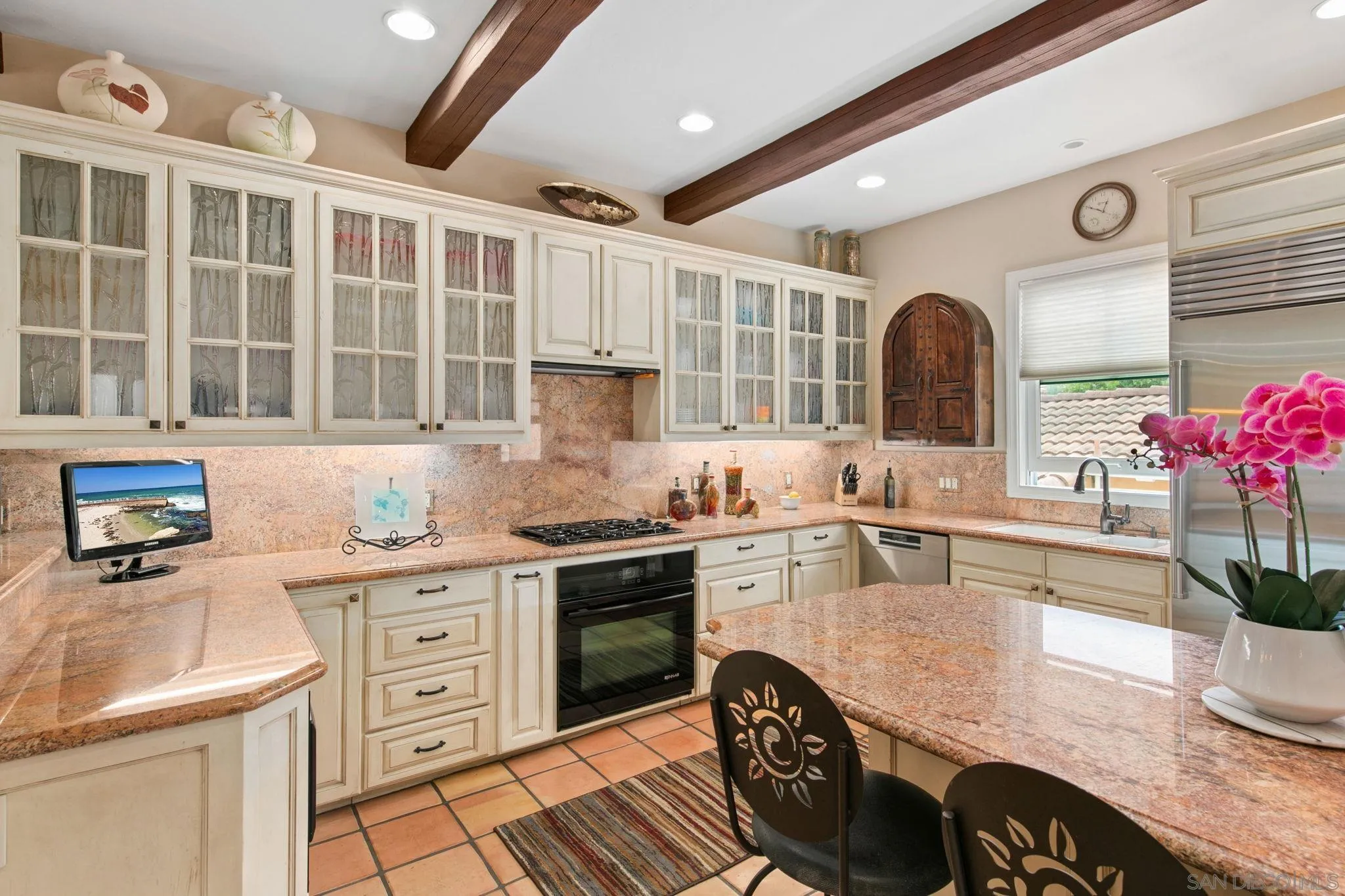 Photo #7: 260018689 Listing: Photo #7