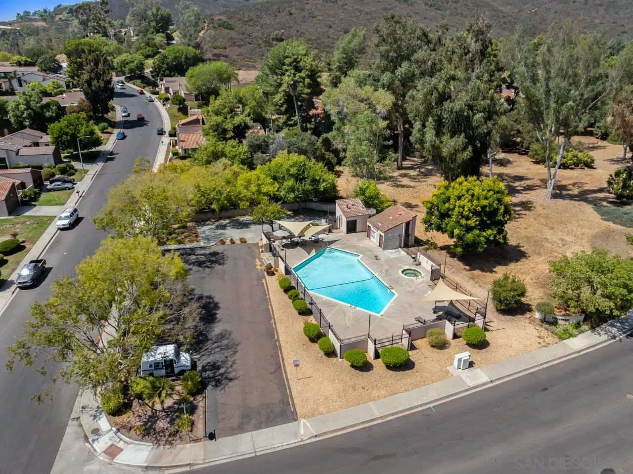 https://cdn.realtyfeed.com/cdn/127/260018698/416e4a26729eefcd69bd2ff4f363c98c.webp