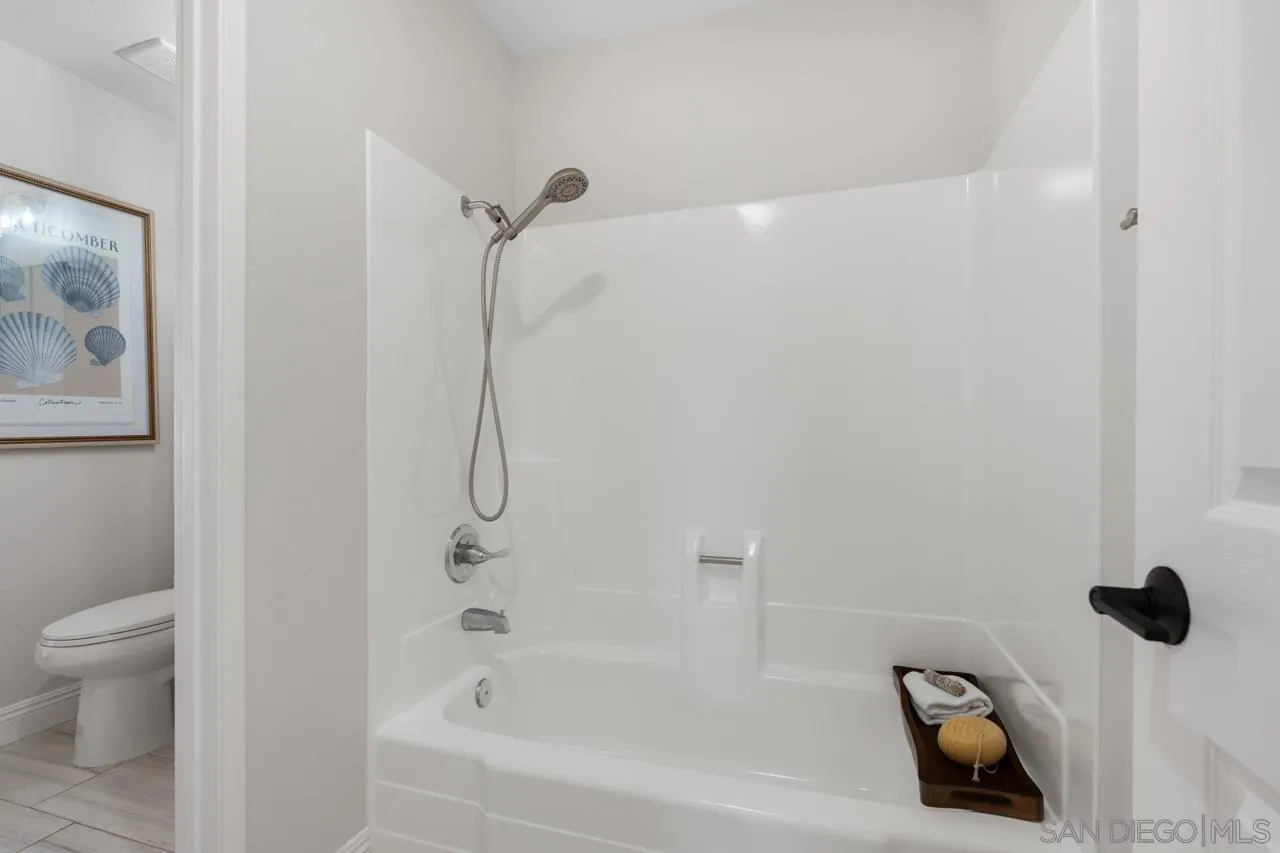 https://cdn.realtyfeed.com/cdn/127/260018698/65679404094dd7d4a7d08109e22c1abf.webp