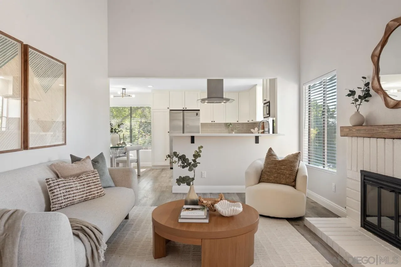 https://cdn.realtyfeed.com/cdn/127/260018698/79feb7a52e89457887129259ef742254.webp