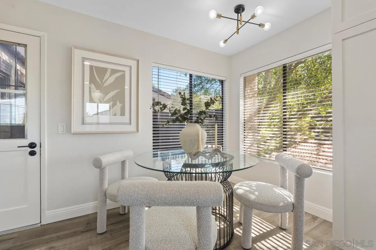 https://cdn.realtyfeed.com/cdn/127/260018698/8a81f4fe13f4fd40cd5a8db225ad4089.webp