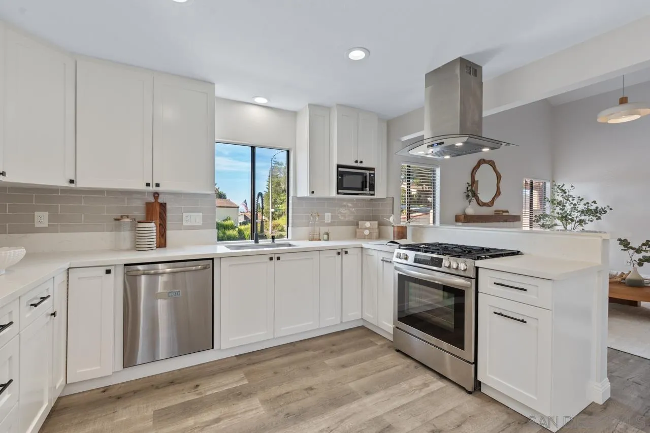 https://cdn.realtyfeed.com/cdn/127/260018698/9fce8483a2e93a4db2ab81a72ca37b8b.webp