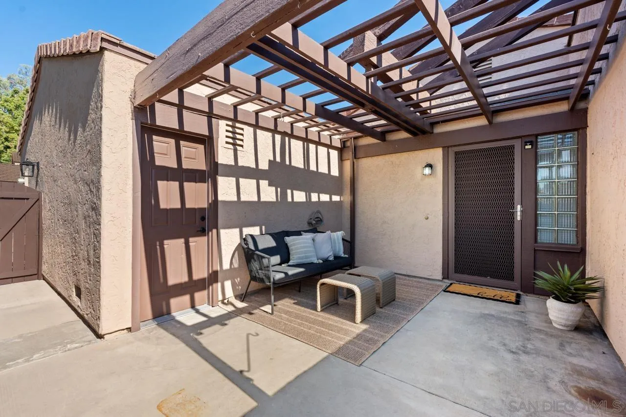 https://cdn.realtyfeed.com/cdn/127/260018698/e0dee2110669a38356a14506242472bb.webp