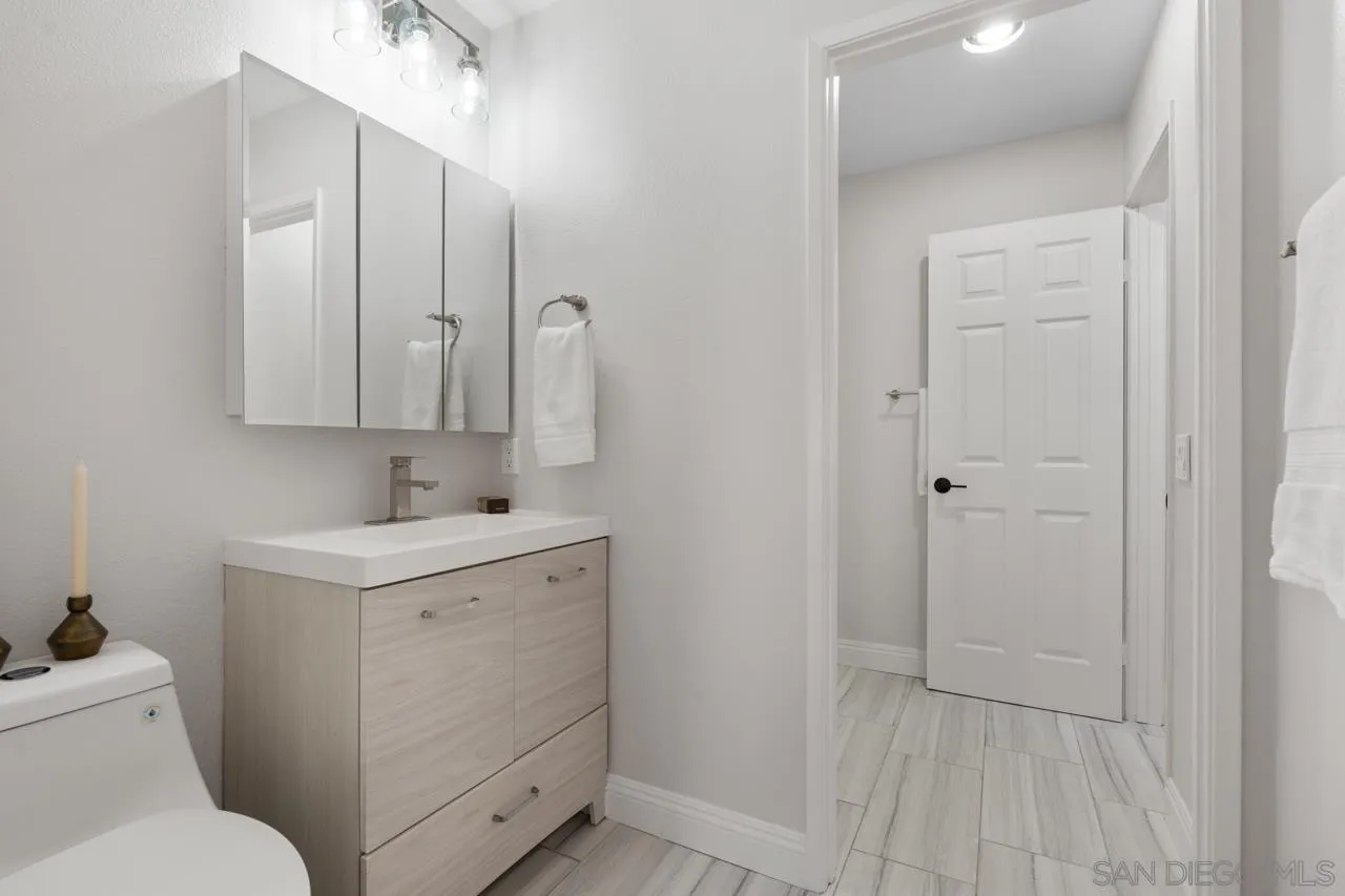https://cdn.realtyfeed.com/cdn/127/260018698/f21a3623606f5f46f81393a041d571f9.webp