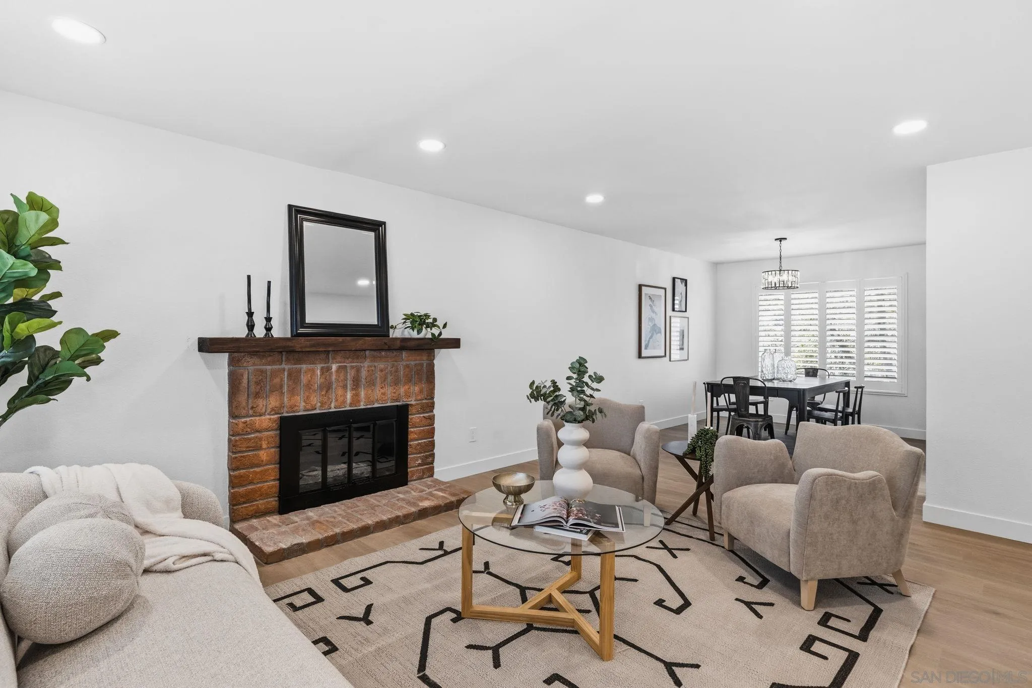 4614 La Cuenta Dr., San Diego, CA 92124 - Photo 5 of 30, San Diego, CA