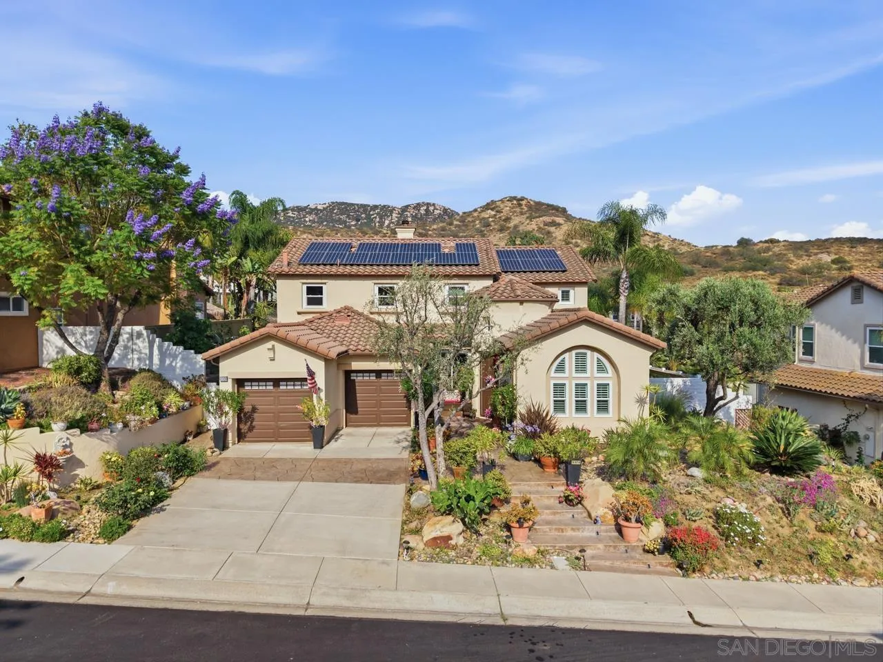 https://cdn.realtyfeed.com/cdn/127/260018710/0c6e96261ea258251c87f0e73eeb6527.webp