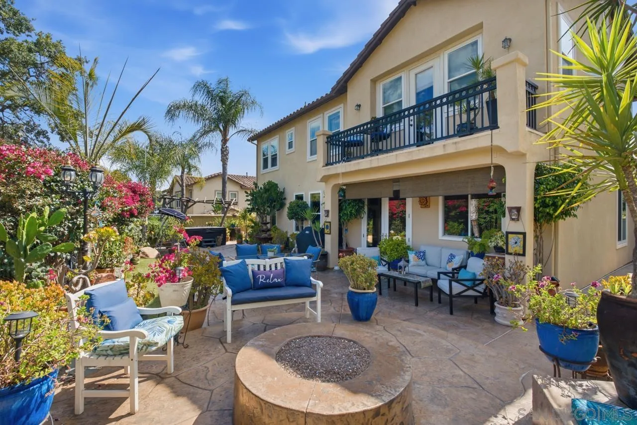 3320 Wild Oak Ln, Escondido, CA 92027 - Main photo, Escondido, CA