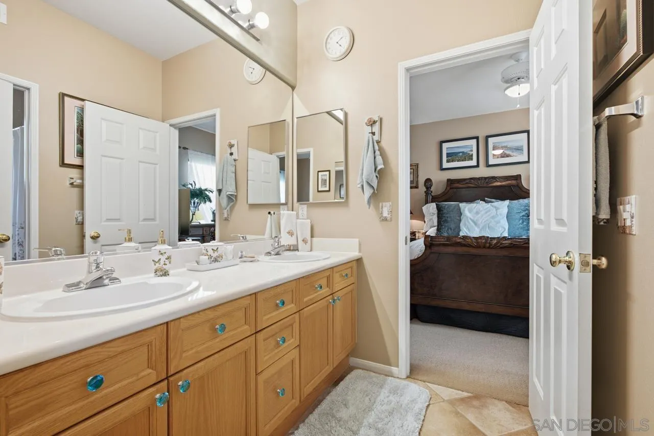https://cdn.realtyfeed.com/cdn/127/260018710/1751bf22a22539a69636bc0dd9966712.webp