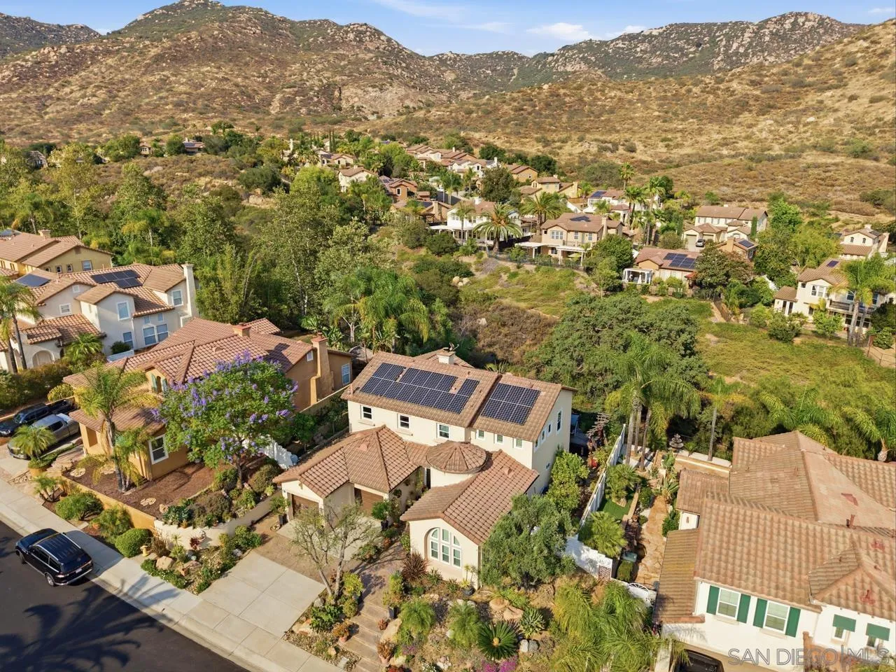 https://cdn.realtyfeed.com/cdn/127/260018710/2794d65194677d18c6b3523aff4a57db.webp