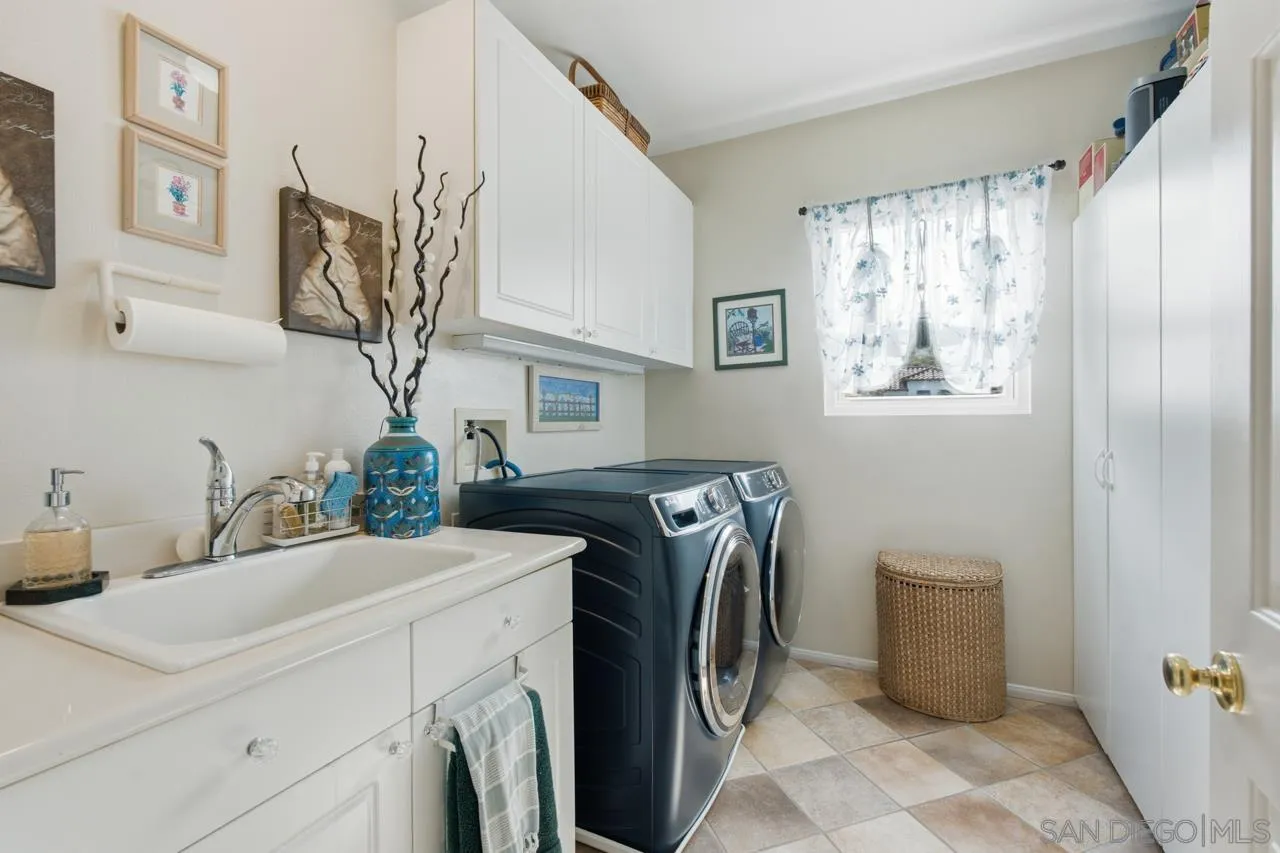 https://cdn.realtyfeed.com/cdn/127/260018710/49a15e7f6e0d8aa834959cd3d6079547.webp