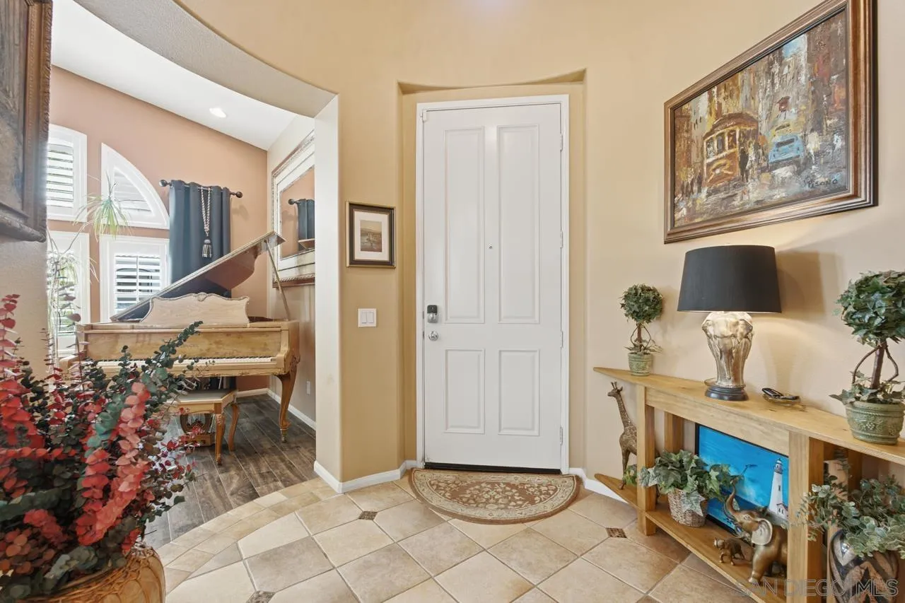 3320 Wild Oak Ln, Escondido, CA 92027 - Photo 5 of 70, Escondido, CA