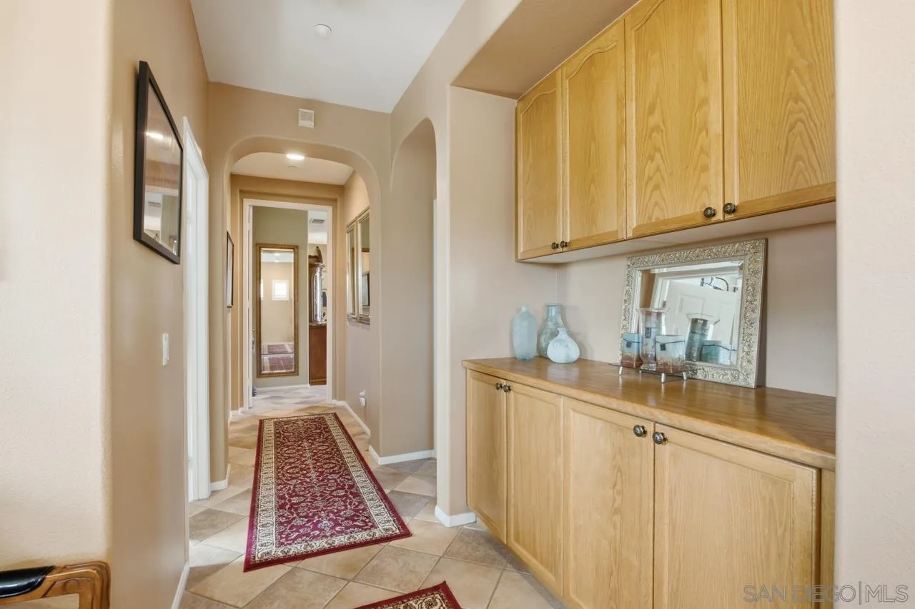 https://cdn.realtyfeed.com/cdn/127/260018710/b47446f38e4ea75511ccdd377139f168.webp