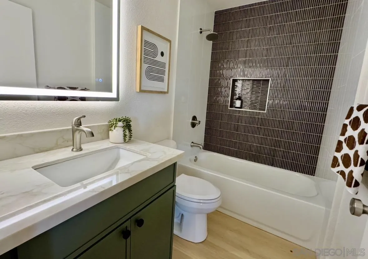 Photo #14: 260018713 Listing: Photo #14
