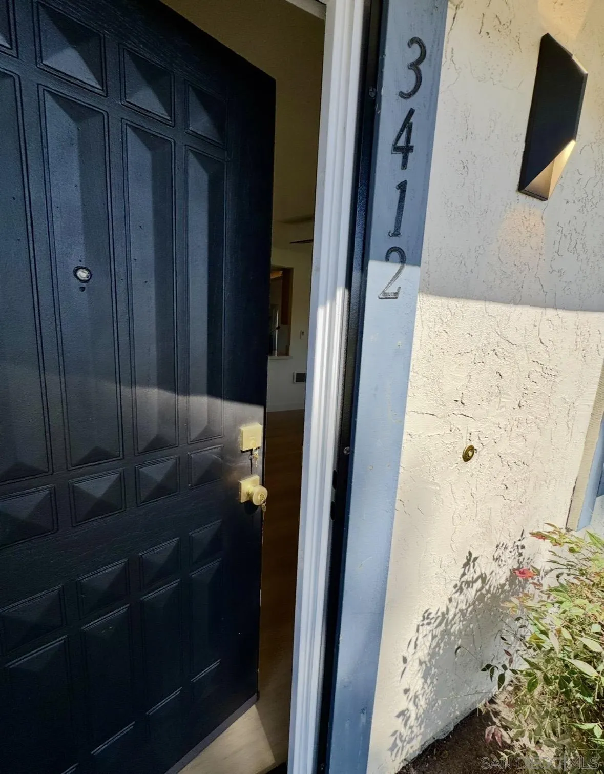 Photo #4: 260018713 Listing: Photo #4