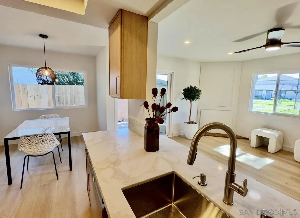 Photo #11: 260018713 Listing: Photo #11