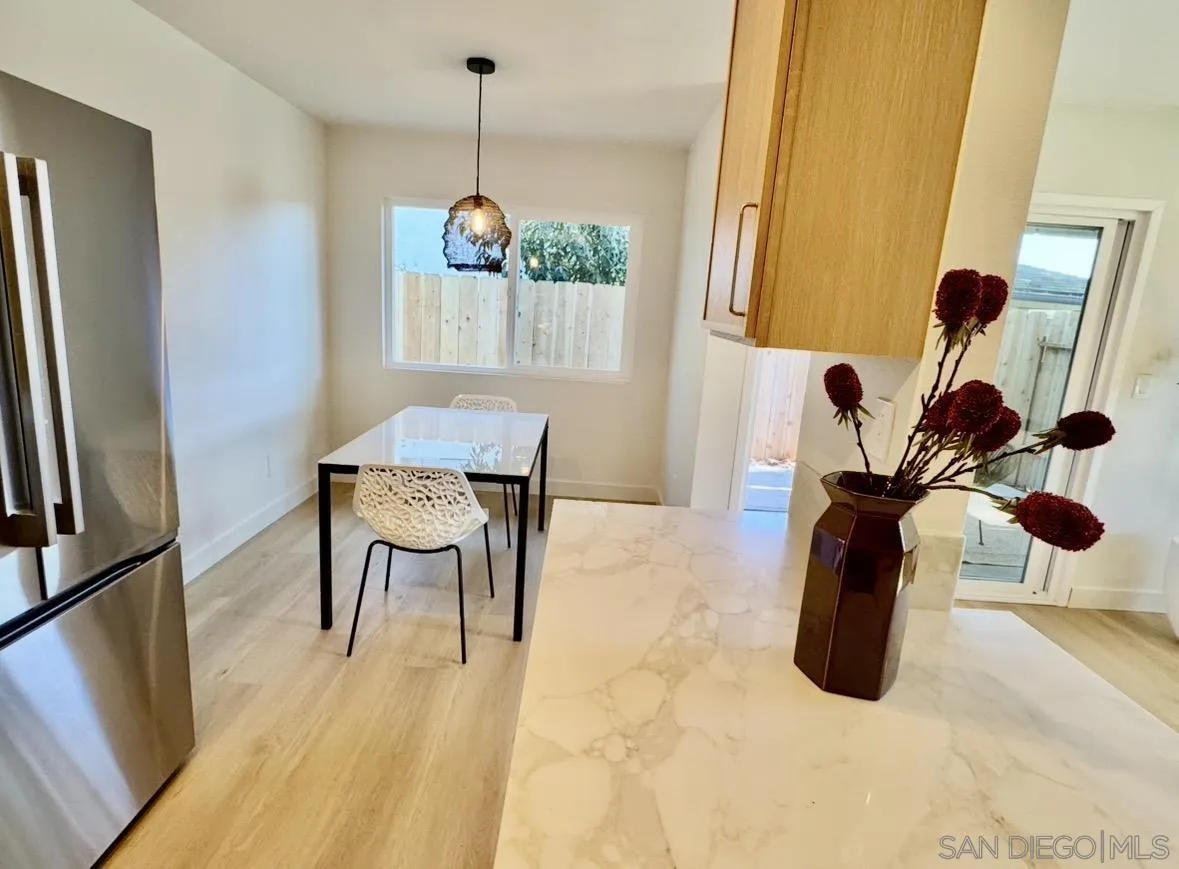 Photo #6: 260018713 Listing: Photo #6