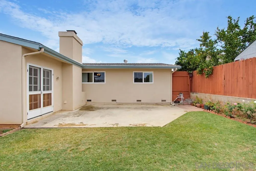 https://cdn.realtyfeed.com/cdn/127/260018716/671ccf0dd36eef8a18a0d4660d7f6d44.webp