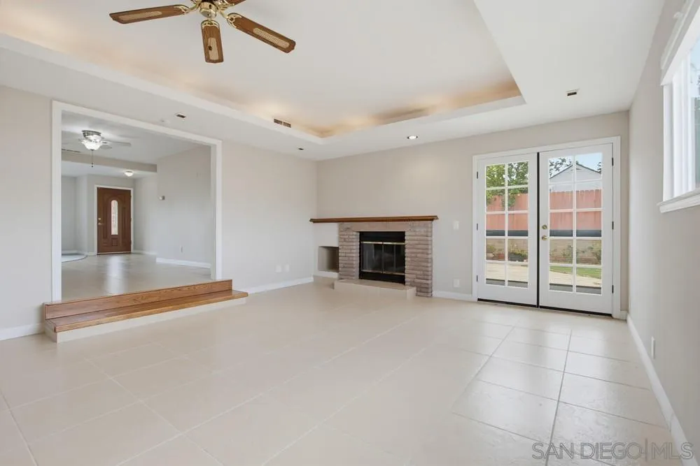 https://cdn.realtyfeed.com/cdn/127/260018716/8dec7c2caae869d5426f4ff92daa55ca.webp