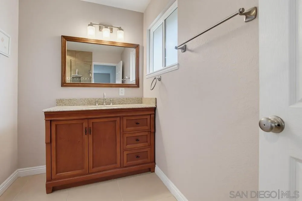 https://cdn.realtyfeed.com/cdn/127/260018716/93d4b1b797a29bbb62b2e8ae38d6d0fe.webp