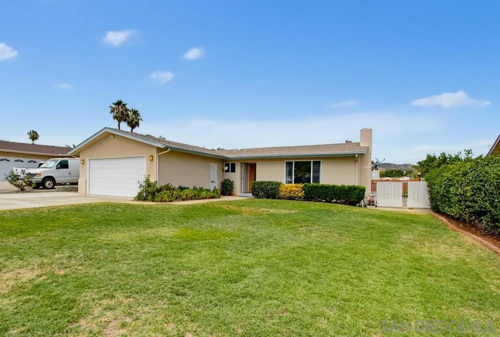 https://cdn.realtyfeed.com/cdn/127/260018716/9cb4e51e2684cf45d8f7d5d09a131365.webp