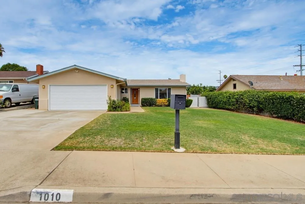 https://cdn.realtyfeed.com/cdn/127/260018716/c7f8de812d6873e1bdacdbbd060878ee.webp