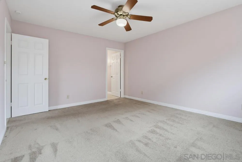 https://cdn.realtyfeed.com/cdn/127/260018716/d3f749a8ec6e91451f32a4db1cf03e12.webp