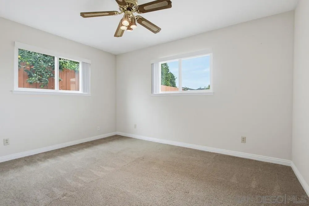 https://cdn.realtyfeed.com/cdn/127/260018716/df9f39b04de8bcb6399f0db1013a565b.webp