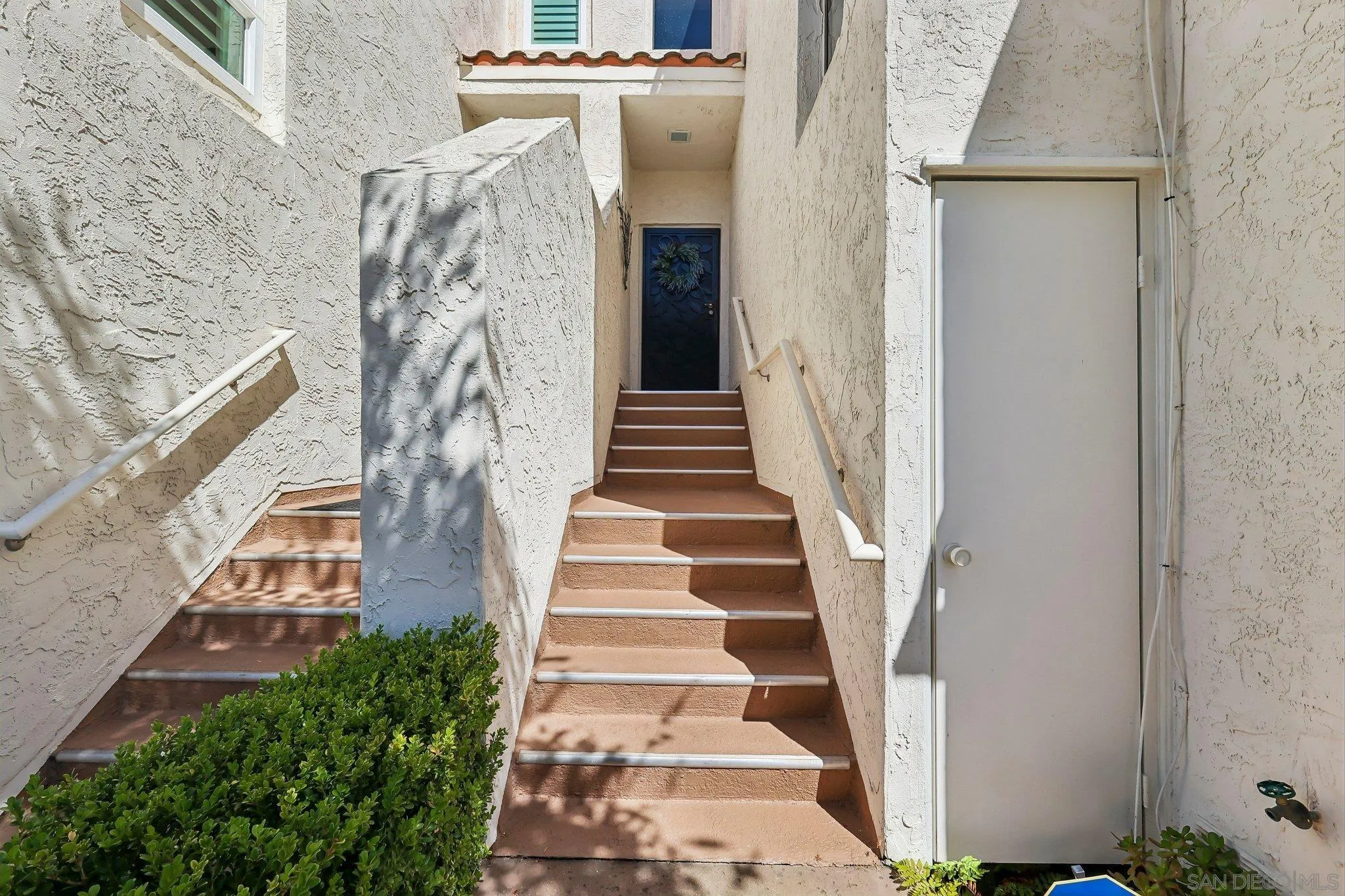 Photo #3: 260018720 Listing: Photo #3